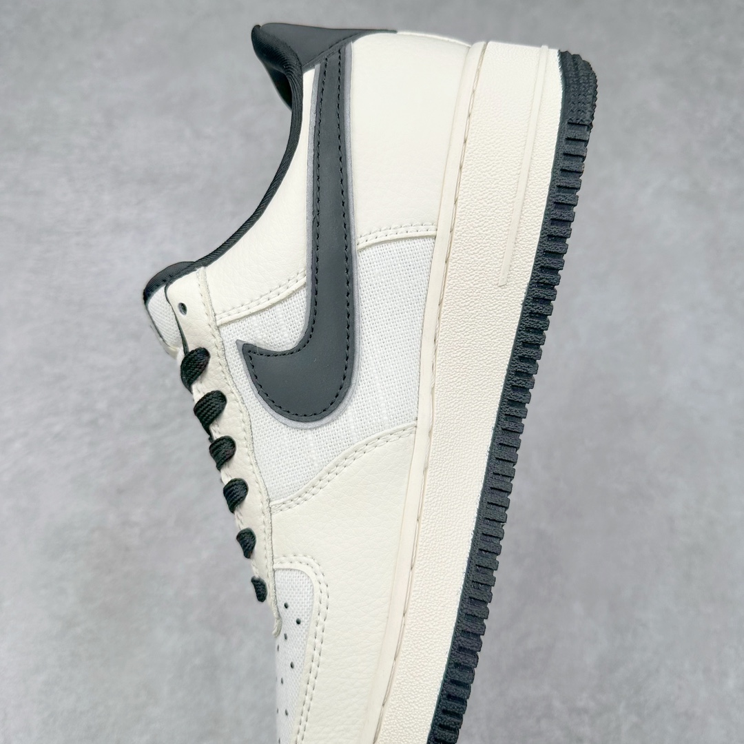 图片[7]-NK Air Force 1´07 Low 空军一号低帮百搭休闲运动板鞋 KK1988-006 柔软、弹性十足的缓震性能和出色的中底设计 横跨复古与现代的外型结合 造就出风靡全球 三十多年的Force 1 直到今天还深受青睐 尺码：36 36.5 37.5 38 38.5 39 40 40.5 41 42 42.5 43 44 44.5 45-选品中心