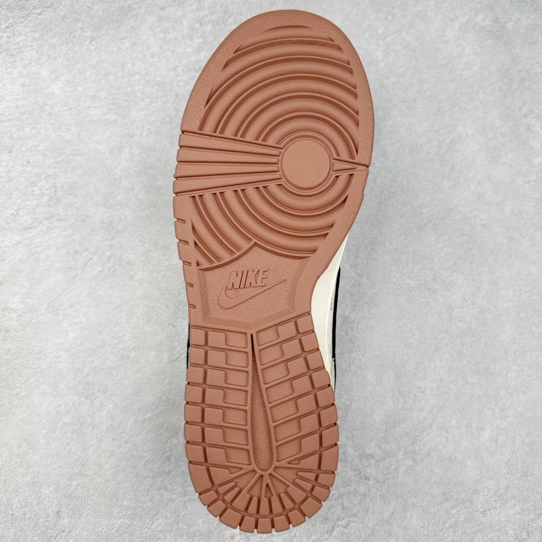 图片[9]-NK Dunk Low 定制配色 CF3688-031 大厂出品 极力推荐 原装头层材料 独家版型蒸餾加工帶來的是更好的视觉和脚感体验大厂纯原品质出货 清洁度 电绣工艺 皮料切割干净无任何毛边 细节完美 尺码：36 36.5 37.5 38 38.5 39 40 40.5 41 42 42.5 43 44 44.5 45 46 47.5-选品中心