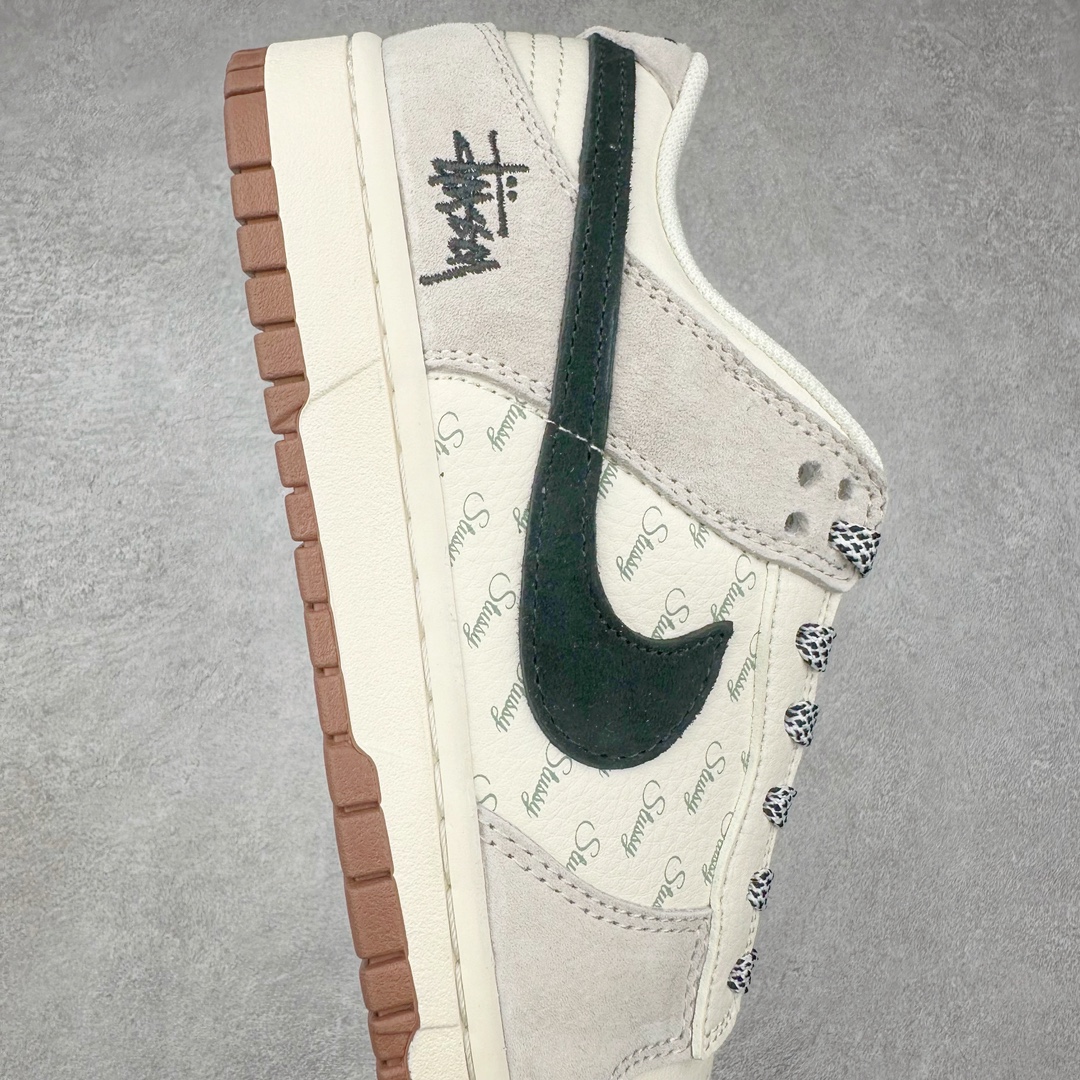 图片[6]-NK Dunk Low 定制配色 CF3688-031 大厂出品 极力推荐 原装头层材料 独家版型蒸餾加工帶來的是更好的视觉和脚感体验大厂纯原品质出货 清洁度 电绣工艺 皮料切割干净无任何毛边 细节完美 尺码：36 36.5 37.5 38 38.5 39 40 40.5 41 42 42.5 43 44 44.5 45 46 47.5-选品中心