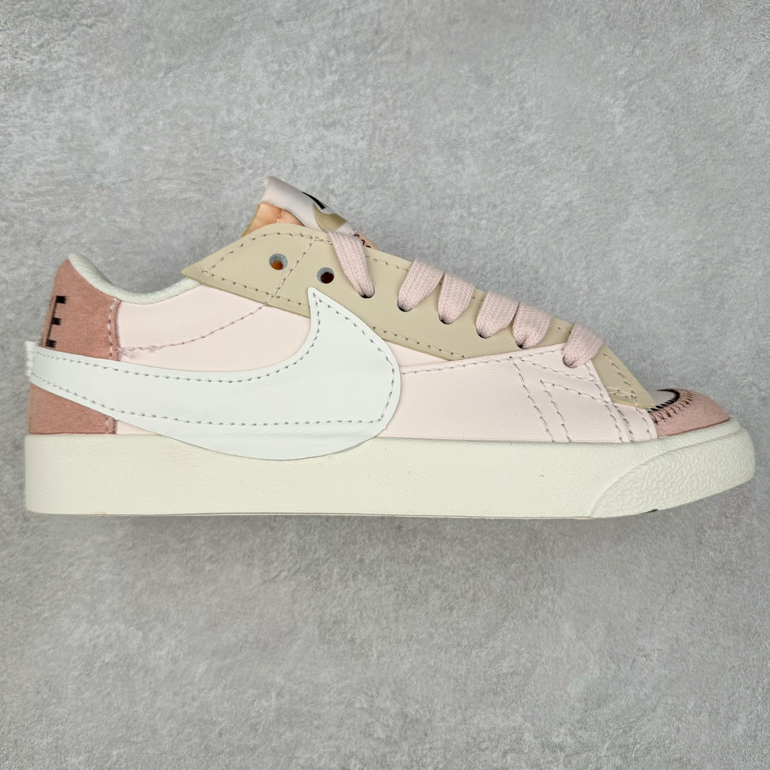 图片[4]-＃特价福利 NK Blazer Low \’77 Jumbo 开拓者大钩 DQ1470 焕新升级经典 Blazer 鞋款 大号 Swoosh 突出新时代更加张扬的潮流感 对经典的又一次改良升级 大号 Swoosh 设计结合宽大鞋带 符合当下潮流意趣 橡胶外底融入凸起人字形底纹增添几分户外感觉 尺码：36 36.5 37.5 38 38.5 39 40 40.5 41 42 42.5 43 44 44.5 45-选品中心