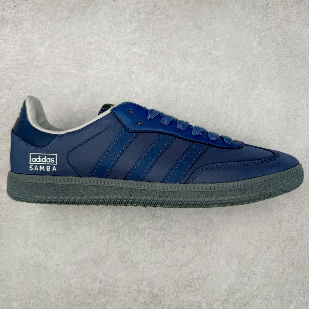图片[9]-＃特价福利 AD Original Samba OG/Gazelle Indoor Trainers 复古经典轻便板鞋 口碑大厂出品 品控大底版型不断改良更新 全套原纸板楦头开发 确保原汁原味 完美呈现桑巴版型 一比一鞋头弧度高度鞋身弧度 此版本只针对中端市场 皮料材质有所更替 其他数据细节工艺流程均保持一致 绝不口嗨 细节品控鞋型随意对比 正确烫金高频细节 原装纳米超迁皮料 独家私模橡胶大底 原盒原配 这款桑巴鞋展示了高质量的工艺 带有装饰的超锁缝制和无缝的手感 柔软、柔软的皮革造型和标志性的3条纹完成了精致的外观 正规合身鞋带 鞋面上有绒面鞋垫 橡胶鞋底 享受正畸套筒软感 自50年代首次亮相以来就一直在赢得粉丝的青睐 尺码：36 36.5 37.5 38 38.5 39 40 40.5 41 42 42.5 43 44 44.5 45-选品中心