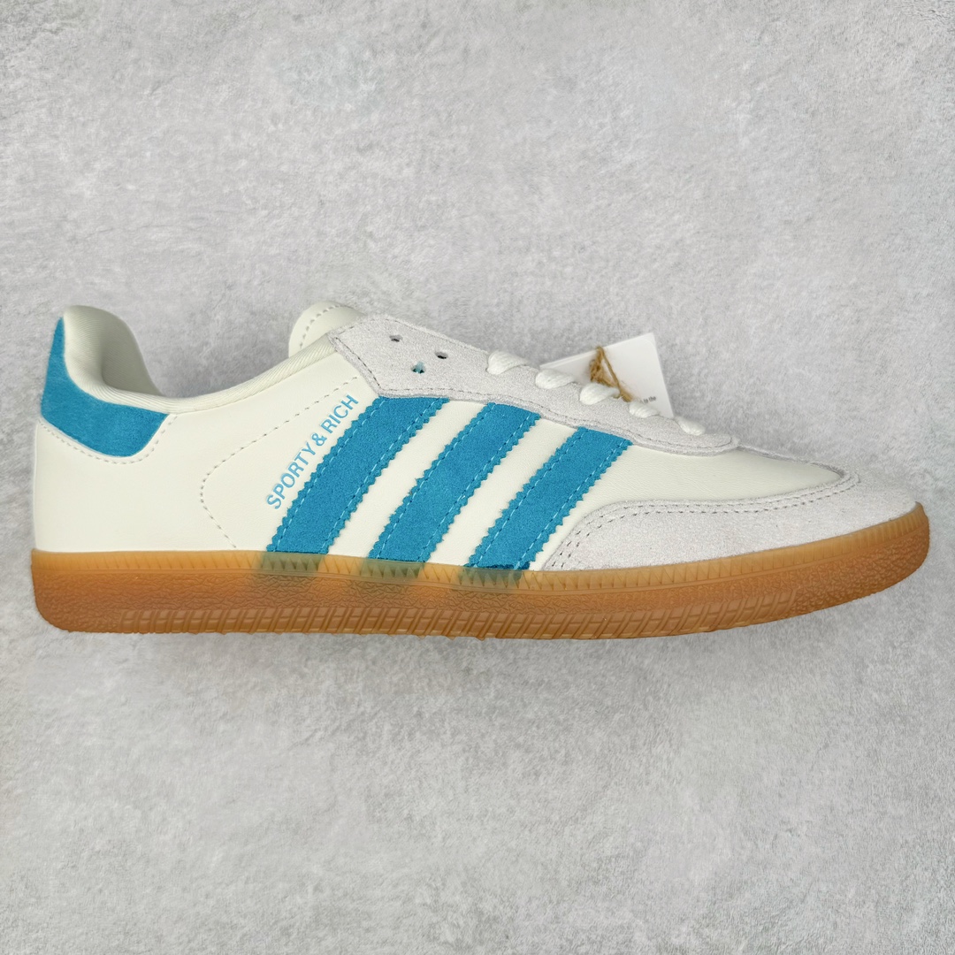 ＃特价福利 AD Original Samba OG/Gazelle Indoor Trainers 复古经典轻便板鞋 口碑大厂出品 品控大底版型不断改良更新 全套原纸板楦头开发 确保原汁原味 完美呈现桑巴版型 一比一鞋头弧度高度鞋身弧度 此版本只针对中端市场 皮料材质有所更替 其他数据细节工艺流程均保持一致 绝不口嗨 细节品控鞋型随意对比 正确烫金高频细节 原装纳米超迁皮料 独家私模橡胶大底 原盒原配 这款桑巴鞋展示了高质量的工艺 带有装饰的超锁缝制和无缝的手感 柔软、柔软的皮革造型和标志性的3条纹完成了精致的外观 正规合身鞋带 鞋面上有绒面鞋垫 橡胶鞋底 享受正畸套筒软感 自50年代首次亮相以来就一直在赢得粉丝的青睐 尺码：36 36.5 37.5 38 38.5 39 40 40.5 41 42 42.5 43 44 44.5 45-选品中心