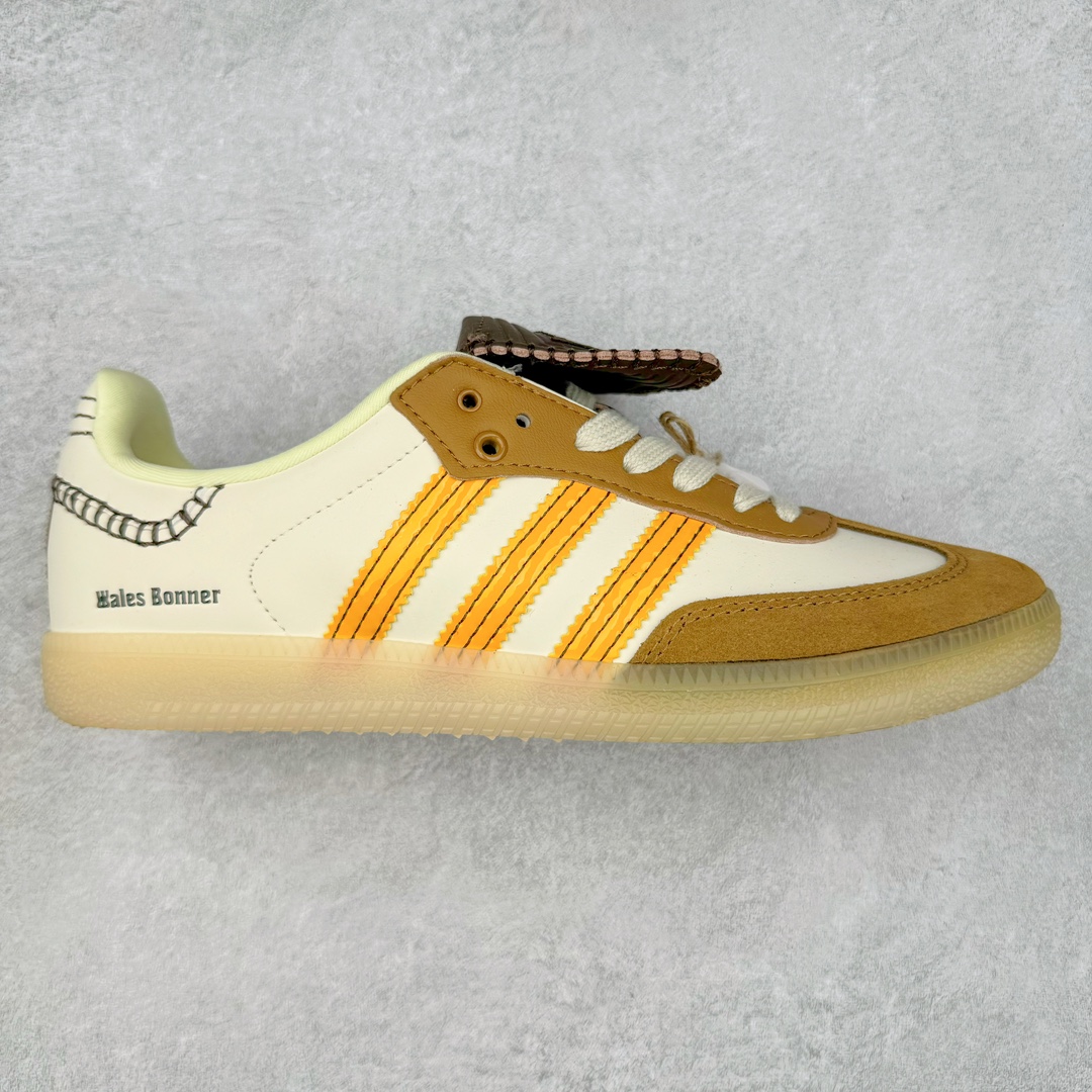 图片[7]-＃特价福利 AD Original Samba OG/Gazelle Indoor Trainers 复古经典轻便板鞋 口碑大厂出品 品控大底版型不断改良更新 全套原纸板楦头开发 确保原汁原味 完美呈现桑巴版型 一比一鞋头弧度高度鞋身弧度 此版本只针对中端市场 皮料材质有所更替 其他数据细节工艺流程均保持一致 绝不口嗨 细节品控鞋型随意对比 正确烫金高频细节 原装纳米超迁皮料 独家私模橡胶大底 原盒原配 这款桑巴鞋展示了高质量的工艺 带有装饰的超锁缝制和无缝的手感 柔软、柔软的皮革造型和标志性的3条纹完成了精致的外观 正规合身鞋带 鞋面上有绒面鞋垫 橡胶鞋底 享受正畸套筒软感 自50年代首次亮相以来就一直在赢得粉丝的青睐 尺码：36 36.5 37.5 38 38.5 39 40 40.5 41 42 42.5 43 44 44.5 45-选品中心