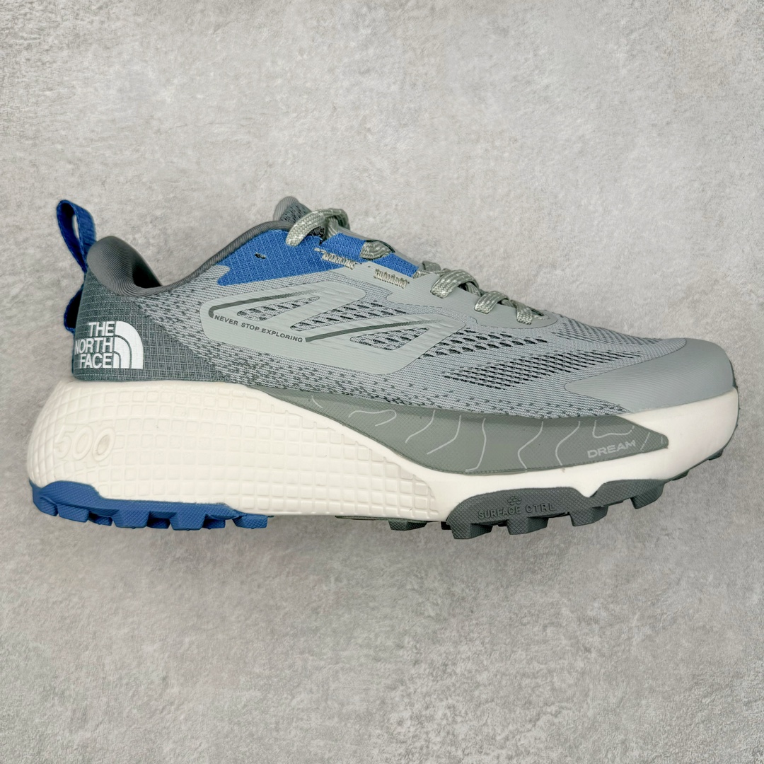 THE NORTH FACE 北面防滑耐磨防水低帮户外功能鞋 有许多相当专业的户外爱好者 非常关心像是越野跑、专业登山鞋等一系列的户外鞋款开箱 本次介绍比较不一样的休闲机能鞋 带来登山朋友爱用的户外品牌北面The North Face的休闲系列徒步鞋款介绍，希望能提供大家于生活与轻旅行的不同选择。不少户外运动爱好者喜欢的专业登山品牌（北面）The North Face自1966年创立，由两位热爱登山徒步的年轻登山者于美西旧金山开创，不断透过研发与创新，并且将最先进的技术结合在服装与鞋款设计，生产多种外型帅气且专业能力非常强的户外服饰，备受欢迎。户外版有许多相当专业的户外爱好者，非常关心像是越野跑、专业登山鞋等一系列的户外鞋款开箱，本次介绍比较不一样的休闲机能鞋，带来登山朋友爱用的户外品牌北面The North Face的休闲系列徒步鞋款介绍，希望能提供大家于生活与轻旅行的不同选择。此鞋并非归类在专业登山鞋家族中，而是以高性价比、适合日常训练作为主推卖点，对登山初学的朋友来说，这双鞋耐磨与耐穿程度更是入手的绝佳理由，但是对进阶登山者而言，此鞋可能无法战胜难度更高的徒步登山路线。脚感与登山靴的稳健非常不一样，也不是越野跑鞋的野性、更非慢跑鞋的敏捷，个人觉得此鞋足感非常独特，XtraFoam中底的泡沫材质非常柔软，即使没有鞋带系统辅助，但是EXTS外底抓地系统底纹够深，每一步都十分平稳。尺码：39 40 40.5 41 42 42.5 43 44 44.5 45-选品中心