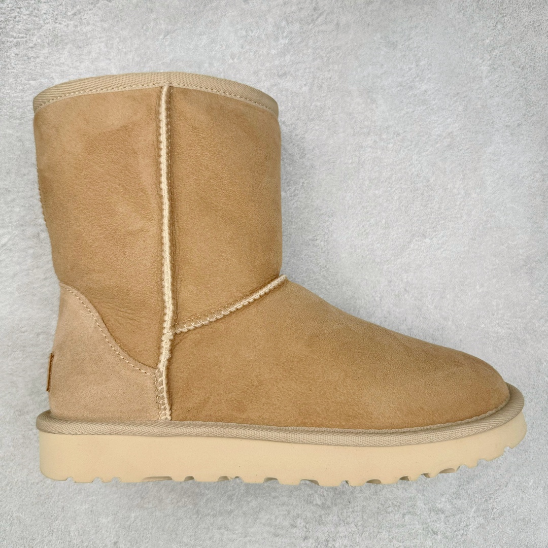 ＃GD UGG 6223经典秋冬羊皮毛一体雪地靴 隆丰A级澳洲进口羊皮毛一体 完全遵循ZP工艺流程 代工厂原厂版师 秉承无原鞋不开发选择 注重每一处细节 市面最正版型 TREADLITE\\\”轻翼\\\”科技外底 轻便/耐用/柔韧/桩型【售后郑重承诺】一个月内若出现重大脱胶/断底等质量问题 直接为您换新 翻毛皮鞋面 细腻亲肤再生聚酯纤维滚边 舒适易打理 保暖性佳 UGG plush™ 里衬和内底 茸软亲肤 舒适暖足 经典鞋型搭配轻盈厚底 稳稳拿捏秋冬出街时髦造型 Treadlite by UGG 轻翼大底 轻盈缓震 为双足减负 舒适轻便 助你轻松畅玩整天 尺码：35 36 37 38 39 40-选品中心