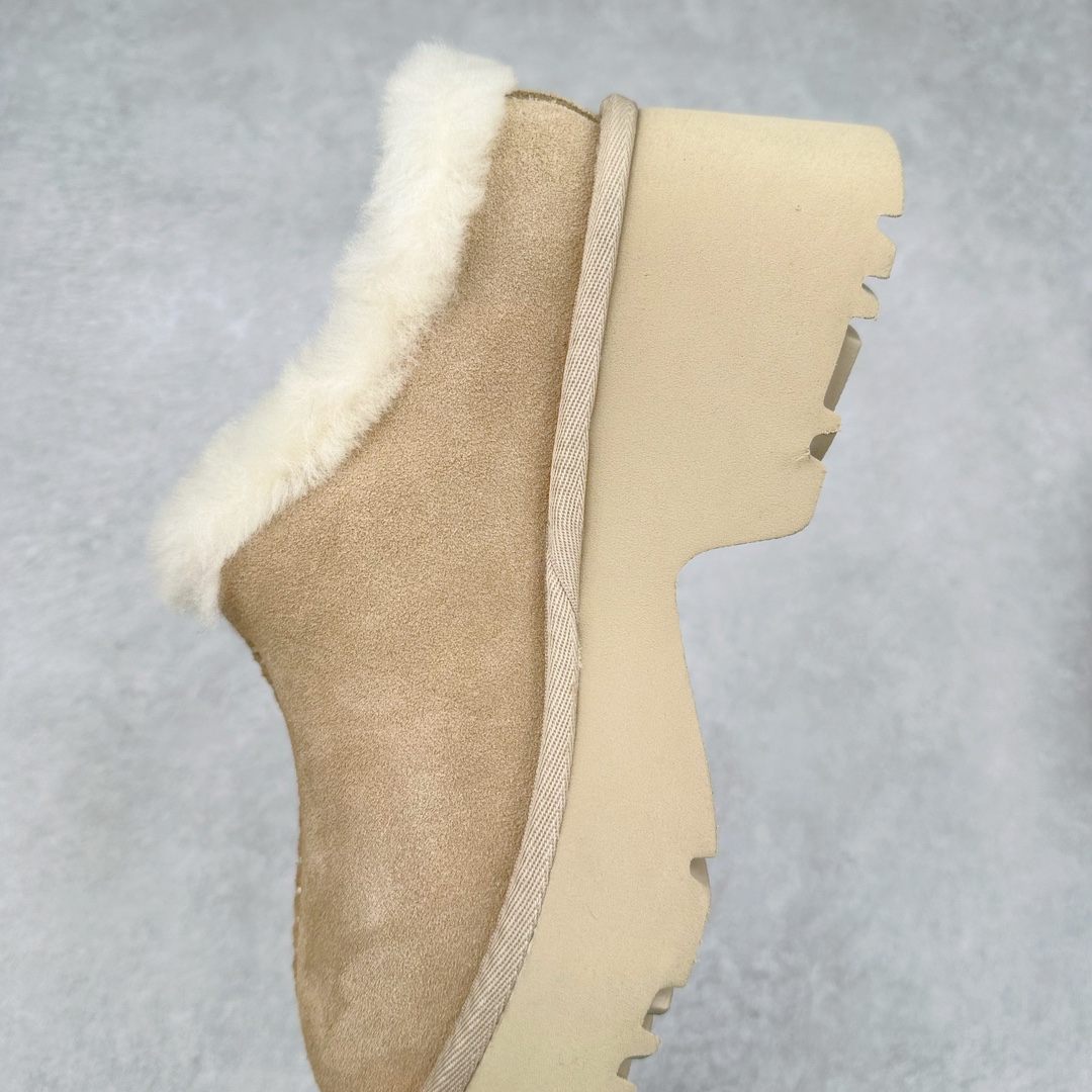 图片[7]-＃GD UGG 2510经典秋冬羊皮毛一体雪地靴 隆丰A级澳洲进口羊皮毛一体 完全遵循ZP工艺流程 代工厂原厂版师 秉承无原鞋不开发选择 注重每一处细节 市面最正版型 TREADLITE\\\”轻翼\\\”科技外底 轻便/耐用/柔韧/桩型【售后郑重承诺】一个月内若出现重大脱胶/断底等质量问题 直接为您换新 翻毛皮鞋面 细腻亲肤再生聚酯纤维滚边 舒适易打理 保暖性佳 UGG plush™ 里衬和内底 茸软亲肤 舒适暖足 经典鞋型搭配轻盈厚底 稳稳拿捏秋冬出街时髦造型 Treadlite by UGG 轻翼大底 轻盈缓震 为双足减负 舒适轻便 助你轻松畅玩整天 尺码：35 36 37 38 39 40-选品中心