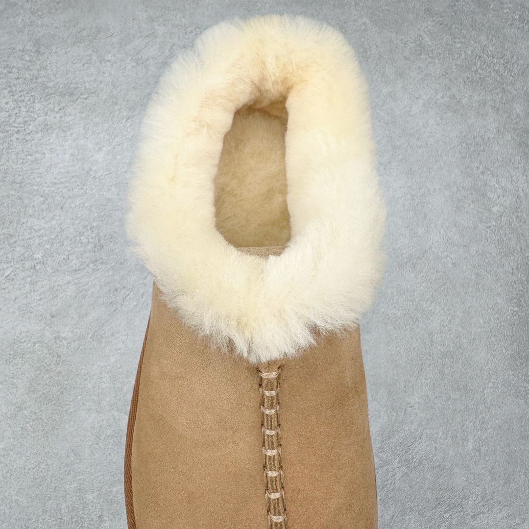 图片[5]-＃GD UGG 2510经典秋冬羊皮毛一体雪地靴 隆丰A级澳洲进口羊皮毛一体 完全遵循ZP工艺流程 代工厂原厂版师 秉承无原鞋不开发选择 注重每一处细节 市面最正版型 TREADLITE\\\”轻翼\\\”科技外底 轻便/耐用/柔韧/桩型【售后郑重承诺】一个月内若出现重大脱胶/断底等质量问题 直接为您换新 翻毛皮鞋面 细腻亲肤再生聚酯纤维滚边 舒适易打理 保暖性佳 UGG plush™ 里衬和内底 茸软亲肤 舒适暖足 经典鞋型搭配轻盈厚底 稳稳拿捏秋冬出街时髦造型 Treadlite by UGG 轻翼大底 轻盈缓震 为双足减负 舒适轻便 助你轻松畅玩整天 尺码：35 36 37 38 39 40-选品中心