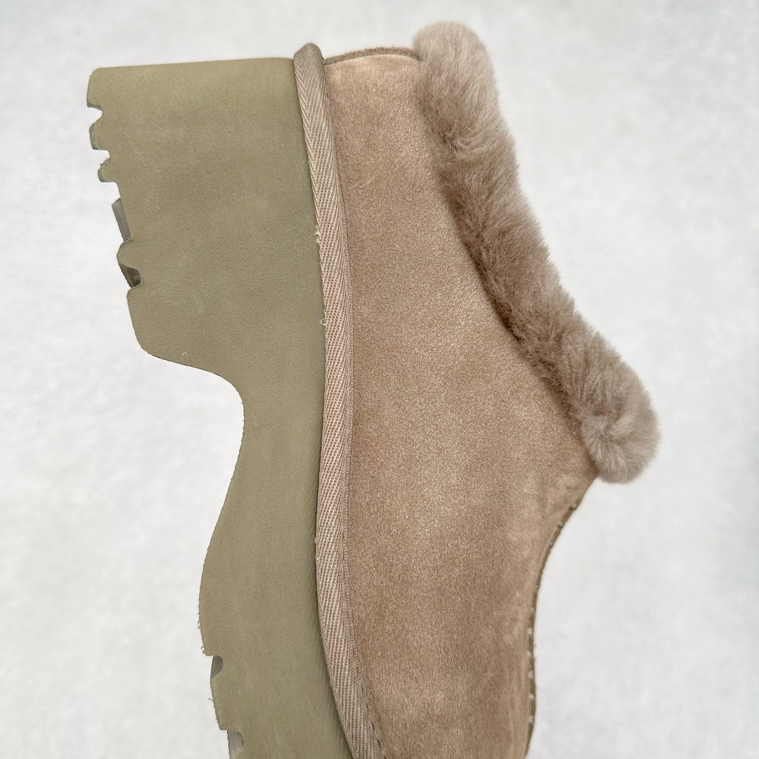 图片[6]-＃GD UGG 2510经典秋冬羊皮毛一体雪地靴 隆丰A级澳洲进口羊皮毛一体 完全遵循ZP工艺流程 代工厂原厂版师 秉承无原鞋不开发选择 注重每一处细节 市面最正版型 TREADLITE\\\”轻翼\\\”科技外底 轻便/耐用/柔韧/桩型【售后郑重承诺】一个月内若出现重大脱胶/断底等质量问题 直接为您换新 翻毛皮鞋面 细腻亲肤再生聚酯纤维滚边 舒适易打理 保暖性佳 UGG plush™ 里衬和内底 茸软亲肤 舒适暖足 经典鞋型搭配轻盈厚底 稳稳拿捏秋冬出街时髦造型 Treadlite by UGG 轻翼大底 轻盈缓震 为双足减负 舒适轻便 助你轻松畅玩整天 尺码：35 36 37 38 39 40-选品中心