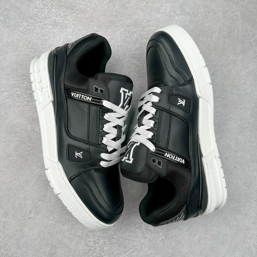 图片[3]-Louis Vuitton Trainer lv时装走秀运动鞋 高尔夫系列 全网最全配色更新最快 最成熟的做工稳定的品控 完美鞋型超高的清洁度 零毛边线头瑕疵 全套原楦原纸版原鞋开模 全网最具灵魂的版型 正确原装黄色鞋盒 正确中底印花 鞋面印花3D高频深度立体 全鞋电脑针车 紧密相连 针距密度一致 环保乳胶注塑鞋垫 厚度脚感还原原版 皮面裁剪部位 统一油边封口工艺 原装橡胶大底含胶量大底组合零偏差 专柜全套包装 防尘袋 说明书 质保卡 男女鞋 尺码：35 36 37 38 39 40 41 42 43 44 45-选品中心