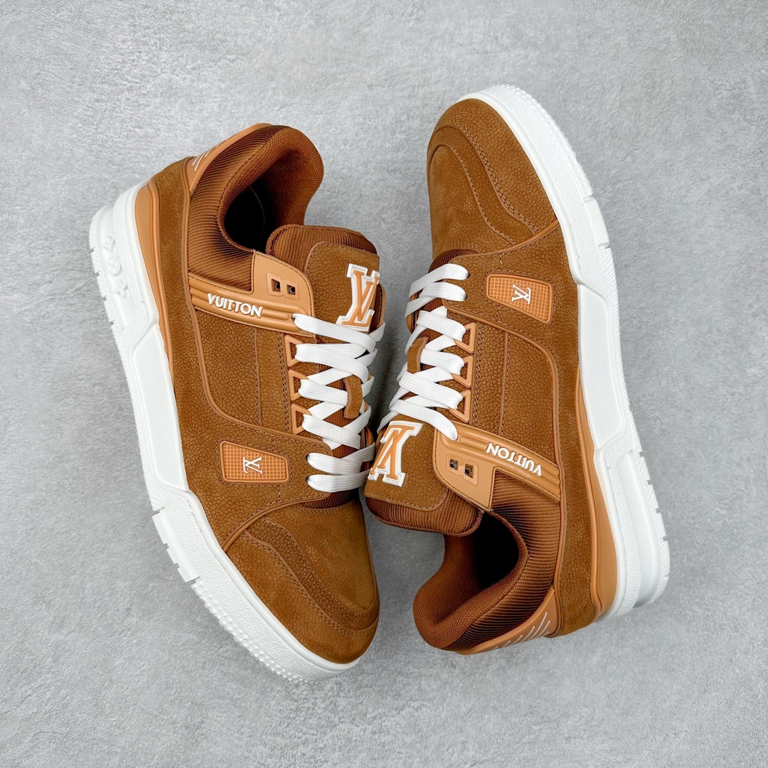 图片[3]-Louis Vuitton Trainer lv时装走秀运动鞋 高尔夫系列 全网最全配色更新最快 最成熟的做工稳定的品控 完美鞋型超高的清洁度 零毛边线头瑕疵 全套原楦原纸版原鞋开模 全网最具灵魂的版型 正确原装黄色鞋盒 正确中底印花 鞋面印花3D高频深度立体 全鞋电脑针车 紧密相连 针距密度一致 环保乳胶注塑鞋垫 厚度脚感还原原版 皮面裁剪部位 统一油边封口工艺 原装橡胶大底含胶量大底组合零偏差 专柜全套包装 防尘袋 说明书 质保卡 男女鞋 尺码：35 36 37 38 39 40 41 42 43 44 45-选品中心