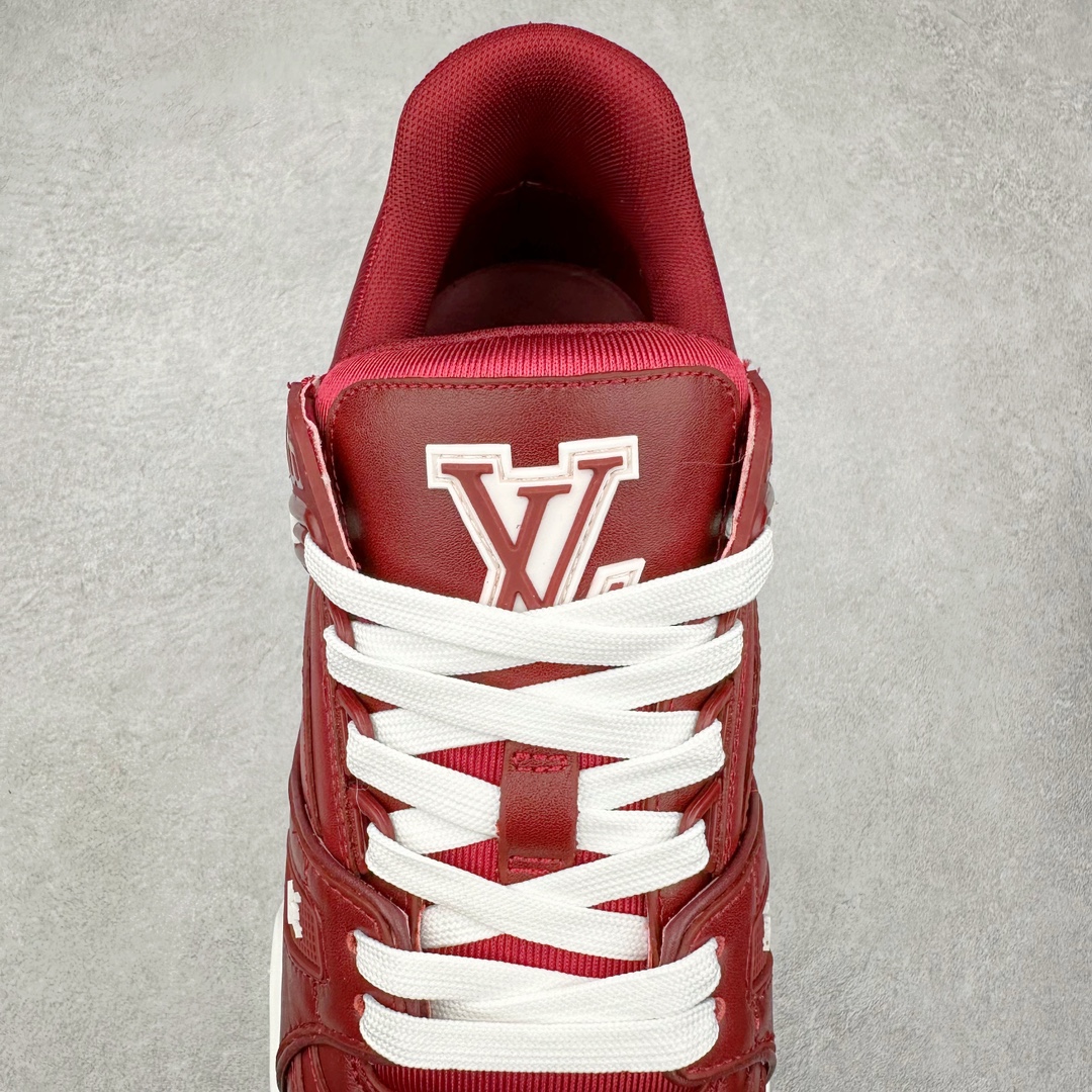 图片[5]-Louis Vuitton Trainer lv时装走秀运动鞋 高尔夫系列 全网最全配色更新最快 最成熟的做工稳定的品控 完美鞋型超高的清洁度 零毛边线头瑕疵 全套原楦原纸版原鞋开模 全网最具灵魂的版型 正确原装黄色鞋盒 正确中底印花 鞋面印花3D高频深度立体 全鞋电脑针车 紧密相连 针距密度一致 环保乳胶注塑鞋垫 厚度脚感还原原版 皮面裁剪部位 统一油边封口工艺 原装橡胶大底含胶量大底组合零偏差 专柜全套包装 防尘袋 说明书 质保卡 男女鞋 尺码：35 36 37 38 39 40 41 42 43 44 45-选品中心