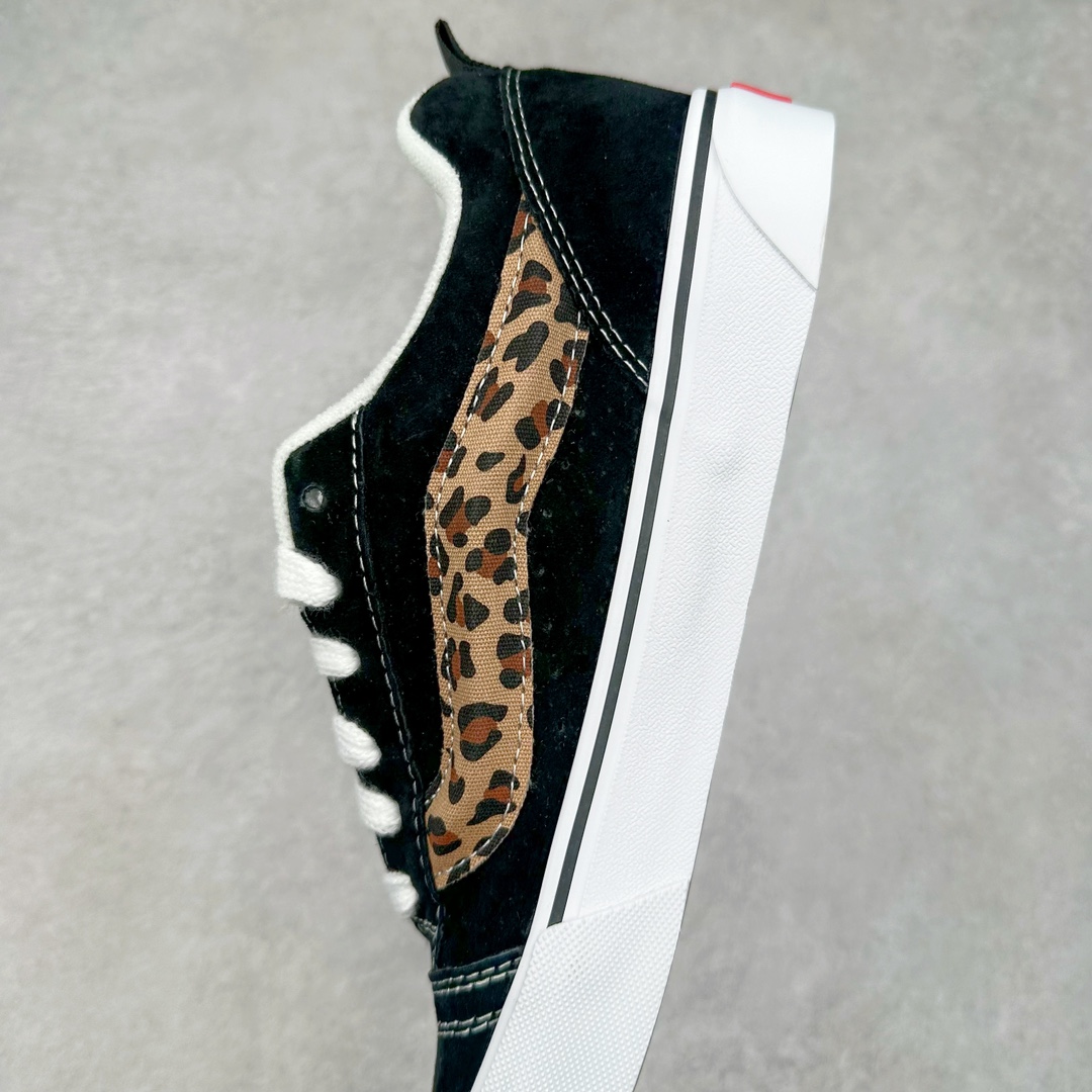 图片[7]-Vans Knu Skool 豹纹 万斯低帮复古休闲硫化面包鞋 肥胖版大LOGO原版全皮猪八面料 鞋身采用顶级纯黑麂皮 饰条釆用豹纹LOGO 章显潮流时尚 黑色元素尽显百搭 自带野性 霸气 性感的感觉 冬季出行必备 货号：VN000D2GBA2 尺码：35 36 36.5 37 38 38.5 39 40 40.5 41 42 42.5 43 44-选品中心