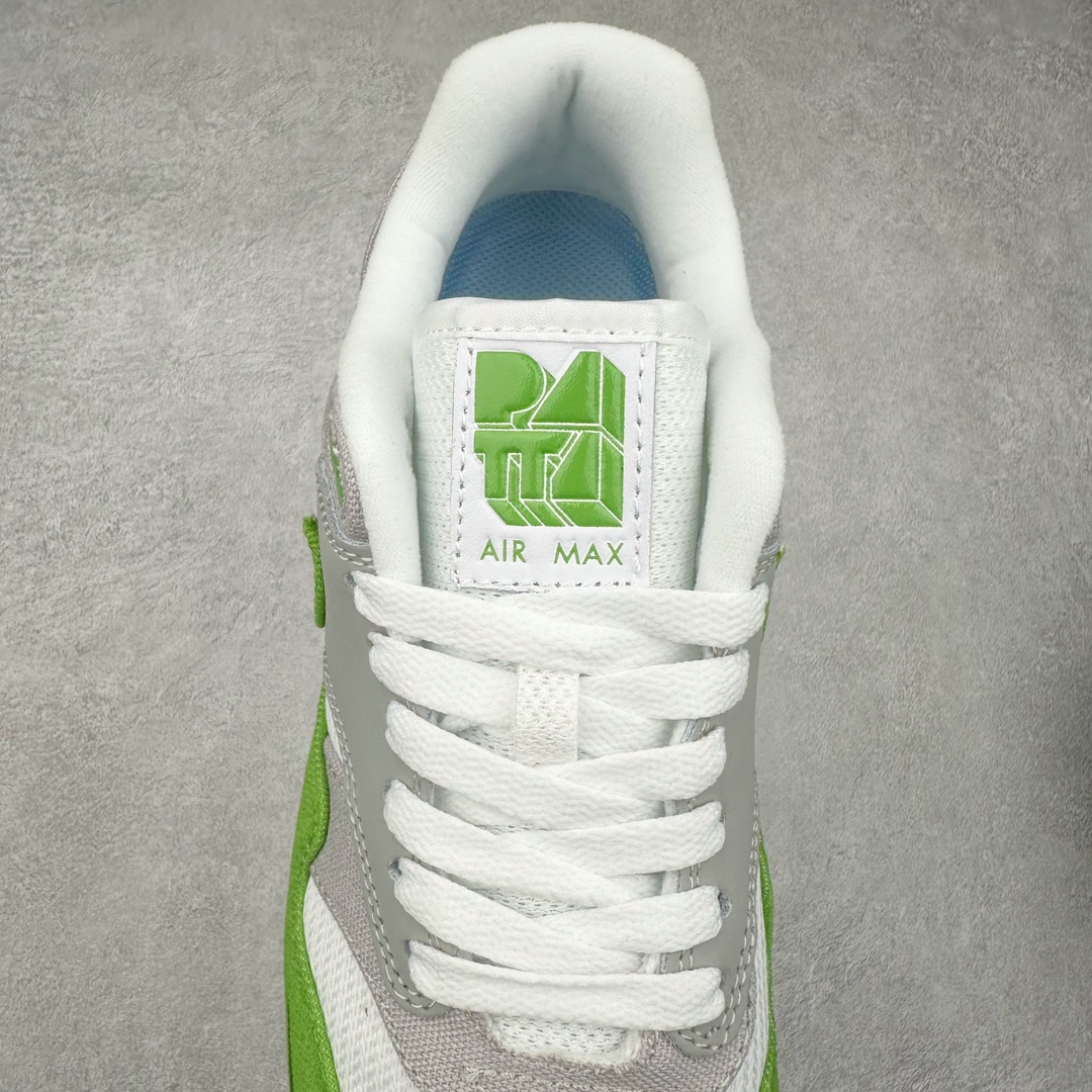 图片[5]-NK Air Max 1 初代复古气垫慢跑鞋 HF1012-300 由Tinker Hatfeld和Mark Parker在1987年设计 灵感来自于巴黎蓬皮杜中心 在参观了蓬皮杜中心之后提出了Air Max的标志性开窗可视气垫的理念 并将其实际开发成功 是NK史上第一双可视气垫跑鞋 凭借着Air Max气垫带来的舒适脚感和鞋面面料上的不断精进才使得Air Max 1在现如今都是复古慢跑鞋的首选 深厚的历史渊源 独特的流线形设计 极为复古的外观使得它深受鞋迷的喜爱 尺码：36 36.5 37.5 38 38.5 39 40 40.5 41 42 42.5 43 44 44.5 45-选品中心