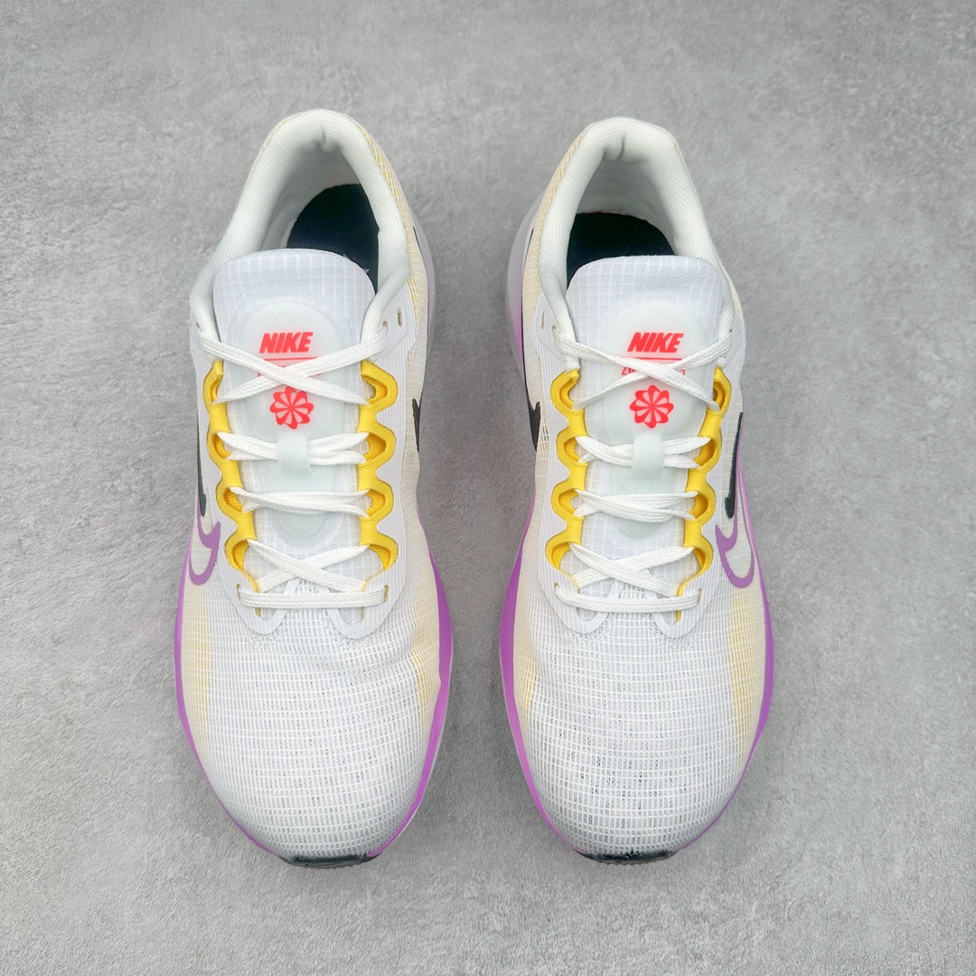 图片[2]-＃特价福利 NK Zoom Fly 5 飞行5代马拉松系列低帮透气休闲运动慢跑鞋 NK旗下跑鞋阵容持续迎来新成员 今回正式登场的鞋型为 Zoom Fly 5 全鞋大量采用回收材料制成 鞋面搭载创新 Flyknit 技术打造的编织网眼 同时考量了舒适、性能与可持续性 采用大型 ZoomX 中底与 Swoosh 徽标注入等变化 鞋侧还有「Push Limits + Break Barriers」字样叙述 尺码：36 36.5 37.5 38 38.5 39 40 40.5 41 42 42.5 43 44 44.5 45-选品中心