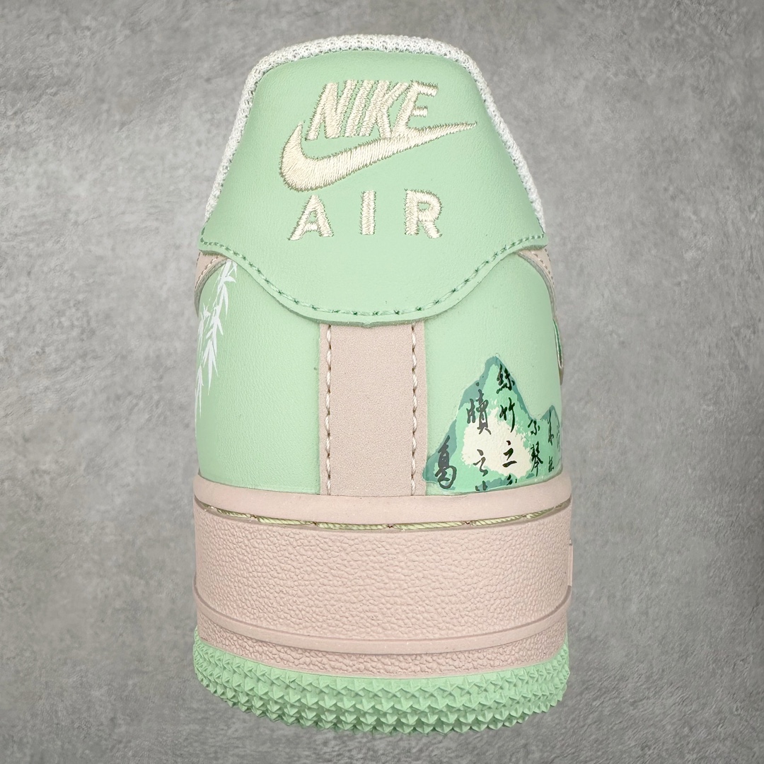 图片[8]-NK Air Force 1´07 Low 空军一号低帮百搭休闲运动板鞋 DB3301-099 柔软、弹性十足的缓震性能和出色的中底设计 横跨复古与现代的外型结合 造就出风靡全球 三十多年的Force 1 直到今天还深受青睐 尺码：36 36.5 37.5 38 38.5 39 40 40.5 41 42 42.5 43 44 44.5 45-选品中心