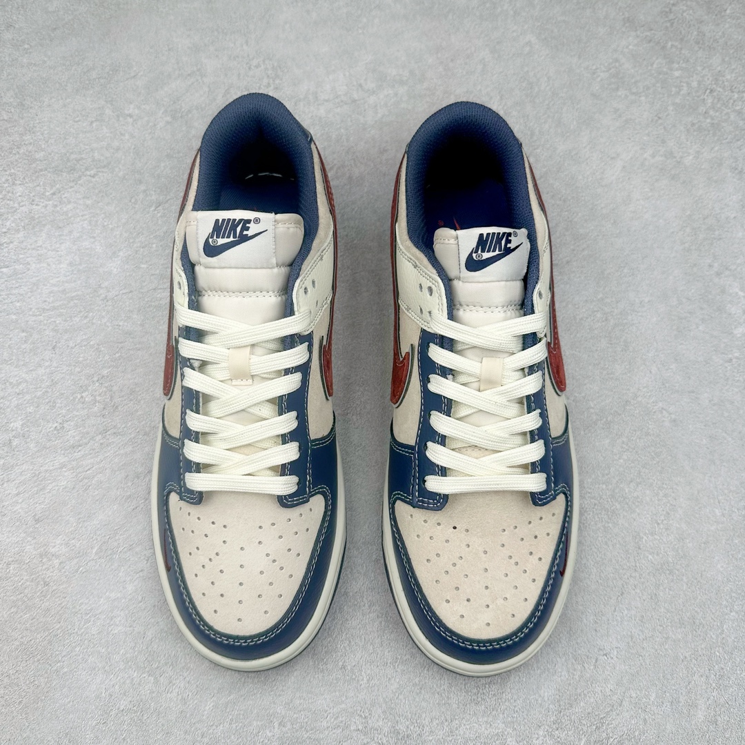 图片[2]-NK Dunk Low 定制配色 DJ2024-036 大厂出品 极力推荐 原装头层材料 独家版型蒸餾加工帶來的是更好的视觉和脚感体验大厂纯原品质出货 清洁度 电绣工艺 皮料切割干净无任何毛边 细节完美 尺码：36 36.5 37.5 38 38.5 39 40 40.5 41 42 42.5 43 44 44.5 45 46 47.5-选品中心