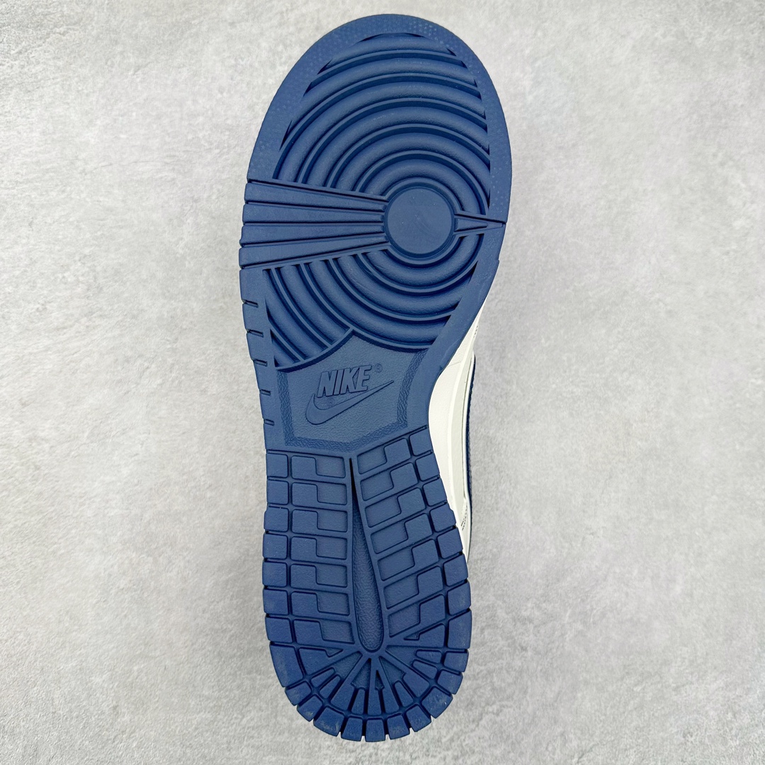 图片[9]-NK Dunk Low 定制配色 UN1697-611 大厂出品 极力推荐 原装头层材料 独家版型蒸餾加工帶來的是更好的视觉和脚感体验大厂纯原品质出货 清洁度 电绣工艺 皮料切割干净无任何毛边 细节完美 尺码：36 36.5 37.5 38 38.5 39 40 40.5 41 42 42.5 43 44 44.5 45 46 47.5-选品中心