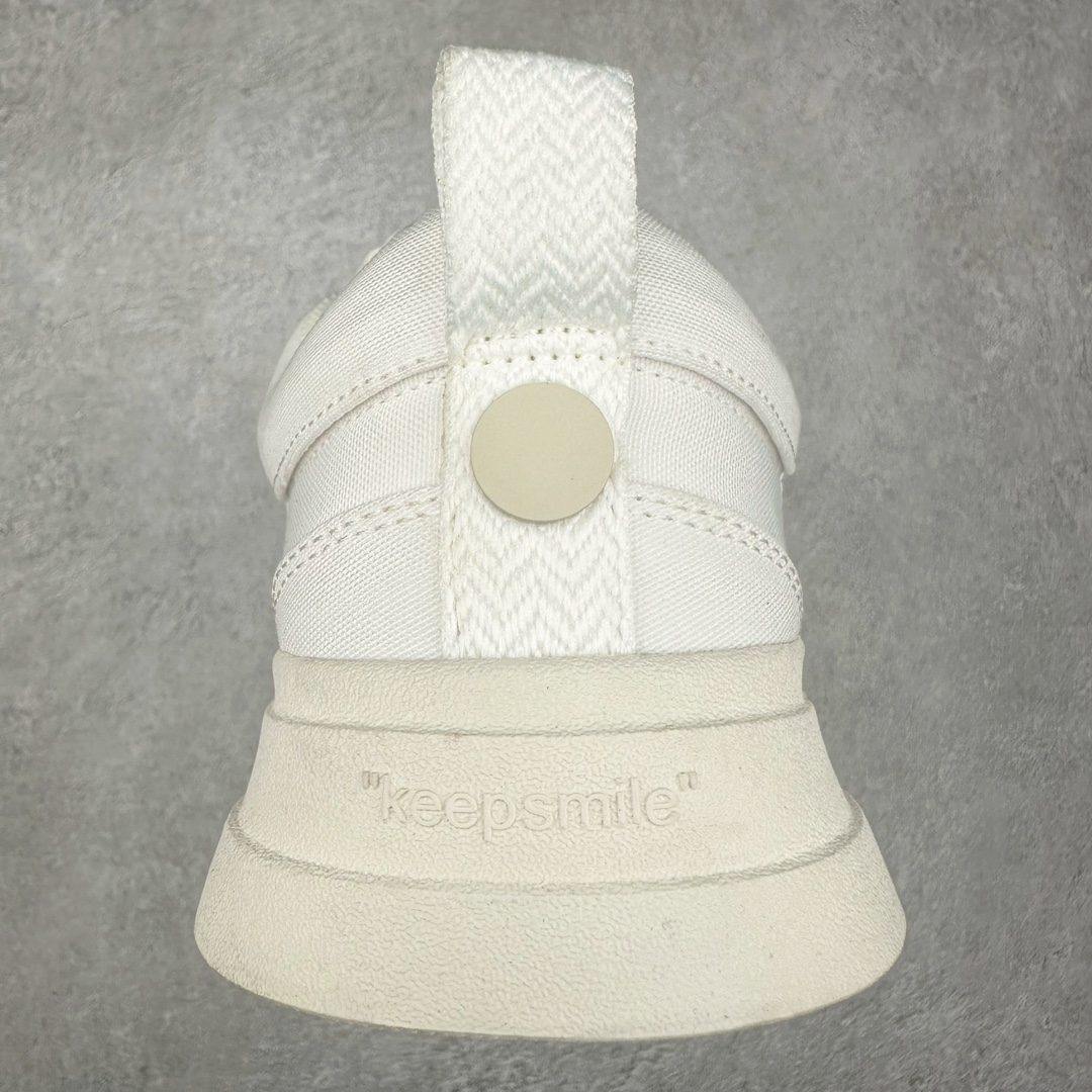 图片[8]-＃福利特价 Ouder 超级萌丑鞋 | 2023 ˢˢ 开口笑萌鞋 2023春夏新品 专柜新款大头开口笑帆布鞋系列～此品牌以丑萌膨胀设计风格备受关注，品牌旨在为当代男女打造年轻 潮流 时髦 不一样的美。新开口笑鞋面采用膨胀及宽体的设计语言，将鞋头与鞋身打造成极为夸张的宽体结构。兼具搭配与潮流属性随意穿搭 🔥 ♺鞋面 ：原版进口太空莫尼卡帆布 ♺内里 ：高密度透气网料 ♺垫脚 ：高密度透气网 ♺大底 ：原版开模轻发泡大底3cm ♺码数 ：35-40-选品中心