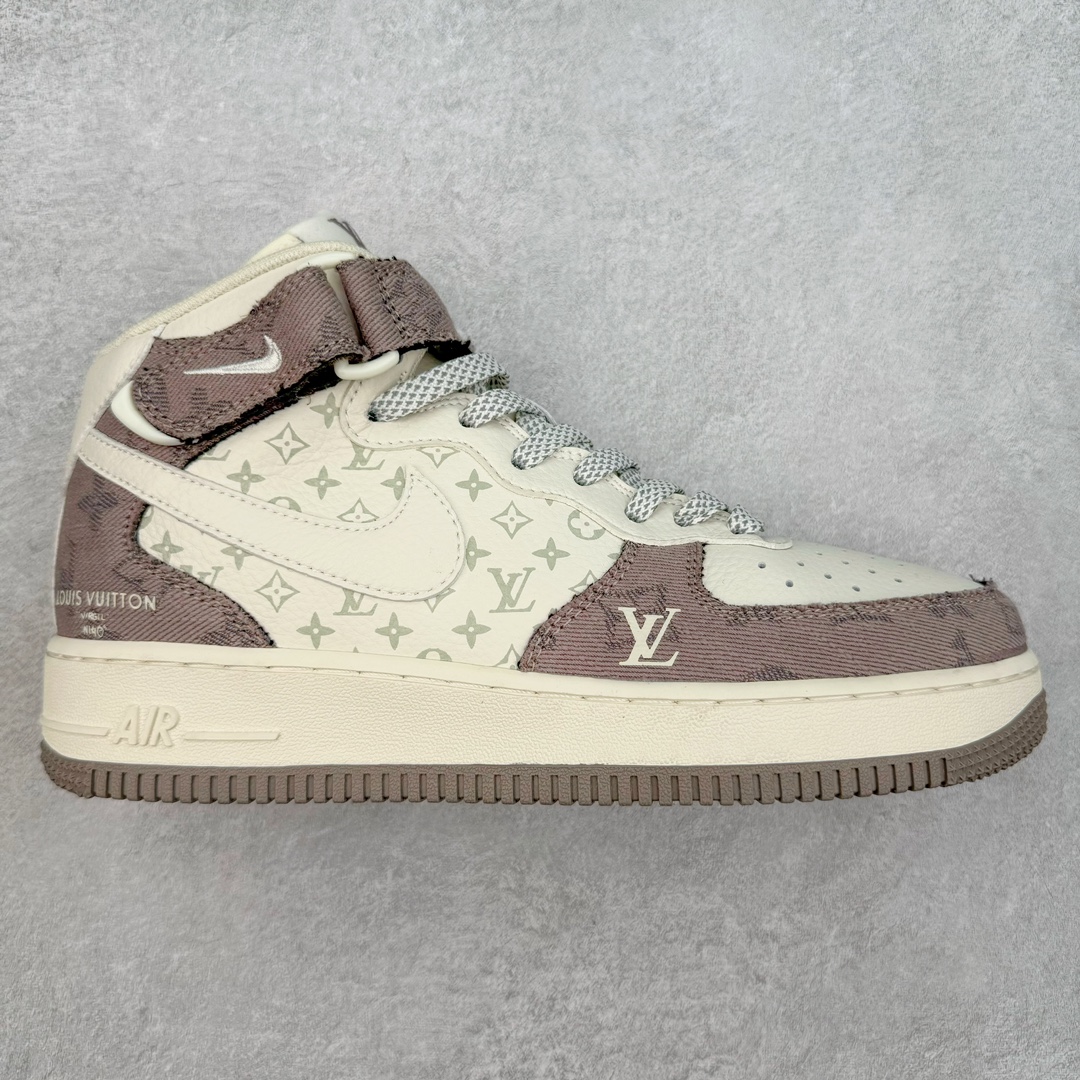 NK Air Force 1 Mid 空军一号中帮高帮百搭休闲运动板鞋 DQ7688-300 柔软、弹性十足的缓震性能和出色的中底设计 横跨复古与现代的外型结合 造就出风靡全球三十多年的Force 1 尺码:36 36.5 37.5 38 38.5 39 40 40.5 41 42 42.5 43 44 44.5 45-选品中心