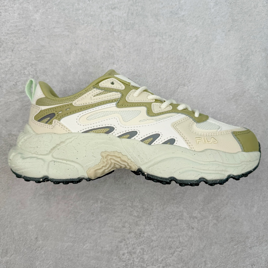 FILA FUSION Fluid 斐乐摩登潮牌防滑耐磨轻便运动鞋 FUSION 系列传承了 FILA 的百年基因，融入年轻运动及潮流文化，成为引领变革、创新突破的一代。以“1+N” 的跨界合作模式重现经典的同时创造经典。带来最出其不意的跨界合作惊喜。同时，FILAFUSION把FILA 的 DNA 融入到定制体验里，你可以随心制造厲于你的产品。FILA FUSION 的鞋家族涵盖了老爹鞋、跑步鞋、网球鞋、季节款。风格复古新潮，满足了时尚人士出行及各类运动的搭配需求，成为当下年轻人筷拥的鞋类品牌之一。FILA FUSION 走进年轻人的世界，通过年轻人运动，街舞，滑板，篮球，展现 FILA FUSION 的潮流态度和年轻文化。FILA FUSION 认为末来属于引领变革、创新突破的年轻一代，让我们一起构成 FILA 未来的蓝图吧！尺码：35.5 36 36.5 37.5 38 38.5 39 40 40.5 41 42 42.5 43 44 44.5 45 45.5-选品中心