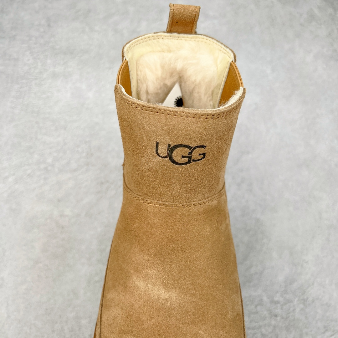 图片[5]-＃GD UGG 2510经典秋冬羊皮毛一体雪地靴 隆丰A级澳洲进口羊皮毛一体 完全遵循ZP工艺流程 代工厂原厂版师 秉承无原鞋不开发选择 注重每一处细节 市面最正版型 TREADLITE\\\”轻翼\\\”科技外底 轻便/耐用/柔韧/桩型【售后郑重承诺】一个月内若出现重大脱胶/断底等质量问题 直接为您换新 翻毛皮鞋面 细腻亲肤再生聚酯纤维滚边 舒适易打理 保暖性佳 UGG plush™ 里衬和内底 茸软亲肤 舒适暖足 经典鞋型搭配轻盈厚底 稳稳拿捏秋冬出街时髦造型 Treadlite by UGG 轻翼大底 轻盈缓震 为双足减负 舒适轻便 助你轻松畅玩整天 尺码：35 36 37 38 39 40-选品中心