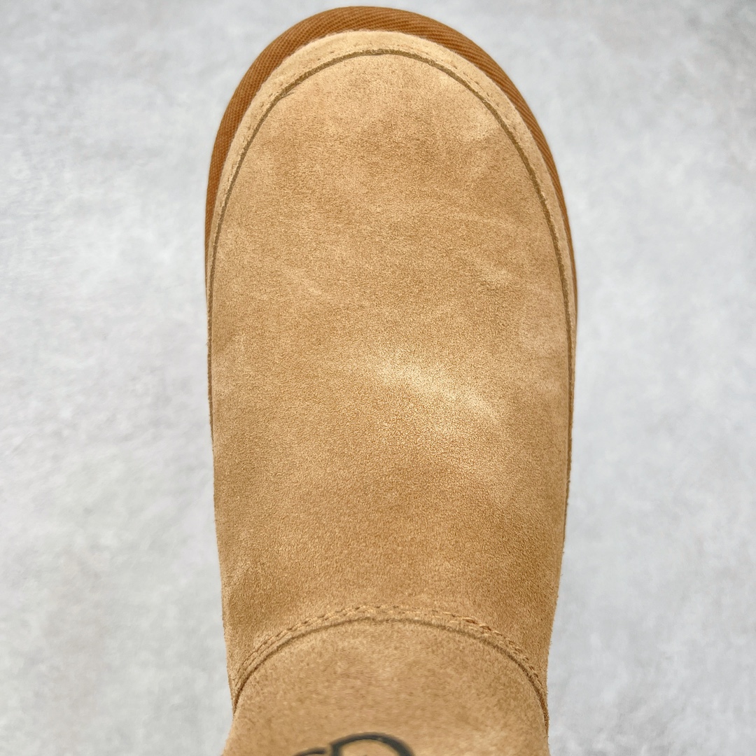 图片[4]-＃GD UGG 2510经典秋冬羊皮毛一体雪地靴 隆丰A级澳洲进口羊皮毛一体 完全遵循ZP工艺流程 代工厂原厂版师 秉承无原鞋不开发选择 注重每一处细节 市面最正版型 TREADLITE\\\”轻翼\\\”科技外底 轻便/耐用/柔韧/桩型【售后郑重承诺】一个月内若出现重大脱胶/断底等质量问题 直接为您换新 翻毛皮鞋面 细腻亲肤再生聚酯纤维滚边 舒适易打理 保暖性佳 UGG plush™ 里衬和内底 茸软亲肤 舒适暖足 经典鞋型搭配轻盈厚底 稳稳拿捏秋冬出街时髦造型 Treadlite by UGG 轻翼大底 轻盈缓震 为双足减负 舒适轻便 助你轻松畅玩整天 尺码：35 36 37 38 39 40-选品中心