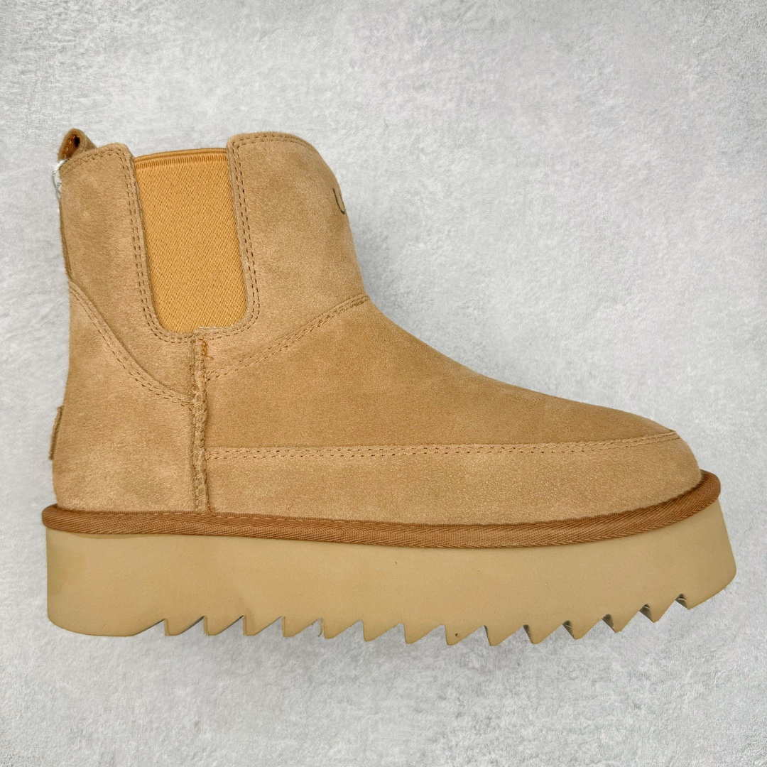 ＃GD UGG 2510经典秋冬羊皮毛一体雪地靴 隆丰A级澳洲进口羊皮毛一体 完全遵循ZP工艺流程 代工厂原厂版师 秉承无原鞋不开发选择 注重每一处细节 市面最正版型 TREADLITE\\\”轻翼\\\”科技外底 轻便/耐用/柔韧/桩型【售后郑重承诺】一个月内若出现重大脱胶/断底等质量问题 直接为您换新 翻毛皮鞋面 细腻亲肤再生聚酯纤维滚边 舒适易打理 保暖性佳 UGG plush™ 里衬和内底 茸软亲肤 舒适暖足 经典鞋型搭配轻盈厚底 稳稳拿捏秋冬出街时髦造型 Treadlite by UGG 轻翼大底 轻盈缓震 为双足减负 舒适轻便 助你轻松畅玩整天 尺码：35 36 37 38 39 40-选品中心