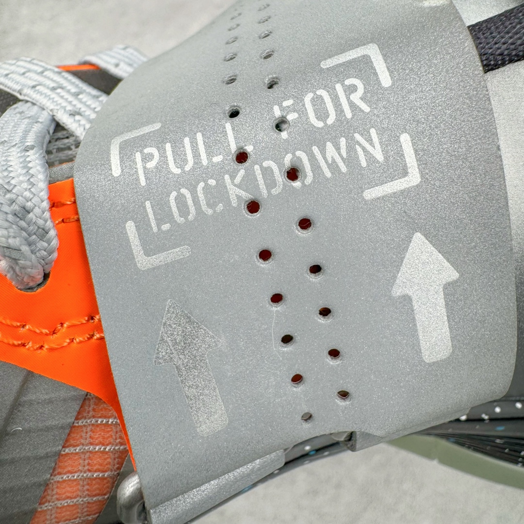 图片[18]-＃K版纯原 NK KD Ⅳ 杜兰特4代实战篮球鞋 全明星黑银 FD2635-001 绝迹单品 实战神鞋 Sneaker鞋柜必备 为了应杜兰特追求鞋子轻质 包裹强的要求 将轻盈的Hyperfuse 鞋面与Adaptive Fit黏扣带系统完美结合 大大提升了鞋子的包裏性能 同时鞋帮的高度也达到了杜兰特球鞋的新低 极大程度的解放了脚踝 搭配前掌的Zoom气垫 突破响应非常迅速 外底使用了闪电状的纹路设计 暗合杜兰特的称号 鞋底不规则纹路设计 带来良好的抓地力 尺码：40 40.5 41 42 42.5 43 44 44.5 45 46\\r-选品中心