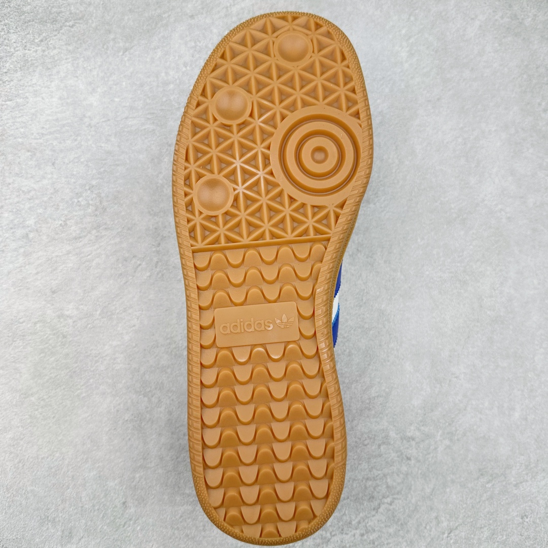 图片[9]-AD Samba XLG 桑巴舞加大厚底版系列德训风百搭松糕休闲运动板鞋生胶底 IE9182 自Originals Samba成功借势Blokecore风潮一跃成为街头巷尾的焦点鞋款后,不论是围绕Samba本身打造的各式「变种版本」,还是以Samba为蓝本打造联名鞋款,都成为了时尚潮流人士日常穿搭首选。Samba XLG是adidas Originals不断扩展XLG系列的一部分,旨在与年轻文化相契合,迎合那些希望通过个性时尚表达自我而不愿牺牲舒适度的年轻群体。街头时尚领域的Gen Z特别偏爱宽松的穿着风格。Samba XLG针对这一点做了创新。它在延续Samba OG经典设计的基础上,迎合年轻群体的穿着习惯,重塑为宽大的鞋身比例轮廓以及加厚中底,让消费者轻松展示自己独特的风格。全新的Samba XLG系列不仅迎合了当下年轻群体的穿搭习惯,加宽了鞋身比例以及将中底进一步增厚,在视觉比例上更加饱满,同时还保留了经典Samba的细节,这样一来,鞋迷朋友在穿搭上不仅能更加个性化,而且还能延续一定的复古感受。尺码：36 36⅔ 37⅓ 38 38⅔ 39⅓ 40 40⅔ 41⅓ 42 42⅔ 43⅓ 44 45-选品中心