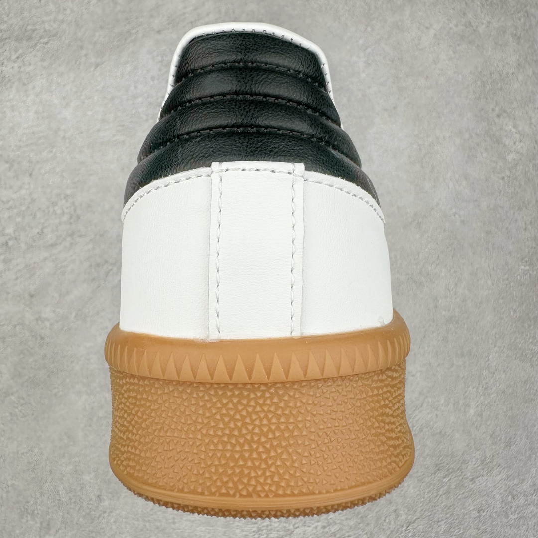 图片[8]-AD Samba XLG 桑巴舞加大厚底版系列德训风百搭松糕休闲运动板鞋生胶底 IE9182 自Originals Samba成功借势Blokecore风潮一跃成为街头巷尾的焦点鞋款后,不论是围绕Samba本身打造的各式「变种版本」,还是以Samba为蓝本打造联名鞋款,都成为了时尚潮流人士日常穿搭首选。Samba XLG是adidas Originals不断扩展XLG系列的一部分,旨在与年轻文化相契合,迎合那些希望通过个性时尚表达自我而不愿牺牲舒适度的年轻群体。街头时尚领域的Gen Z特别偏爱宽松的穿着风格。Samba XLG针对这一点做了创新。它在延续Samba OG经典设计的基础上,迎合年轻群体的穿着习惯,重塑为宽大的鞋身比例轮廓以及加厚中底,让消费者轻松展示自己独特的风格。全新的Samba XLG系列不仅迎合了当下年轻群体的穿搭习惯,加宽了鞋身比例以及将中底进一步增厚,在视觉比例上更加饱满,同时还保留了经典Samba的细节,这样一来,鞋迷朋友在穿搭上不仅能更加个性化,而且还能延续一定的复古感受。尺码：36 36⅔ 37⅓ 38 38⅔ 39⅓ 40 40⅔ 41⅓ 42 42⅔ 43⅓ 44 45-选品中心