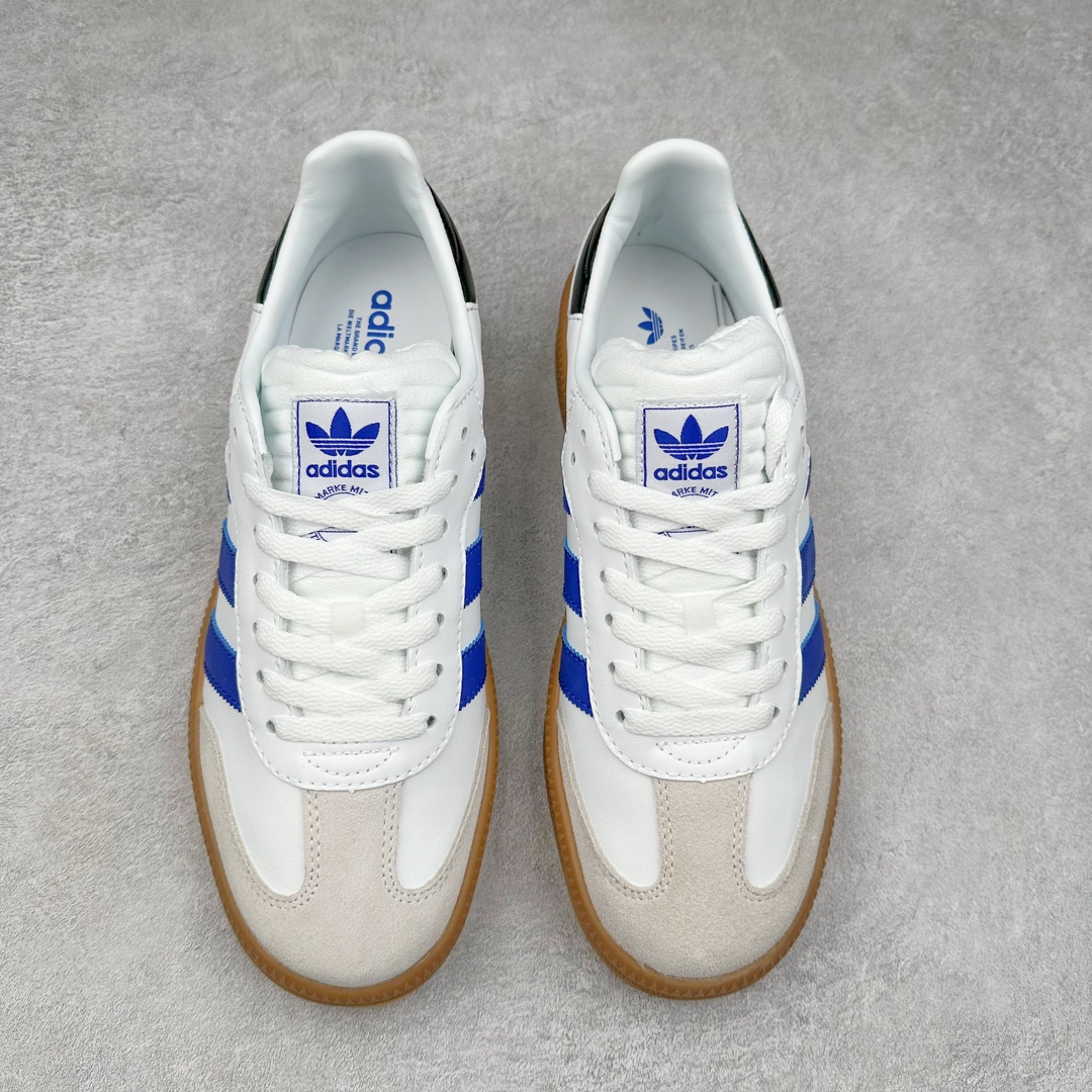 图片[2]-AD Samba XLG 桑巴舞加大厚底版系列德训风百搭松糕休闲运动板鞋生胶底 IE9182 自Originals Samba成功借势Blokecore风潮一跃成为街头巷尾的焦点鞋款后,不论是围绕Samba本身打造的各式「变种版本」,还是以Samba为蓝本打造联名鞋款,都成为了时尚潮流人士日常穿搭首选。Samba XLG是adidas Originals不断扩展XLG系列的一部分,旨在与年轻文化相契合,迎合那些希望通过个性时尚表达自我而不愿牺牲舒适度的年轻群体。街头时尚领域的Gen Z特别偏爱宽松的穿着风格。Samba XLG针对这一点做了创新。它在延续Samba OG经典设计的基础上,迎合年轻群体的穿着习惯,重塑为宽大的鞋身比例轮廓以及加厚中底,让消费者轻松展示自己独特的风格。全新的Samba XLG系列不仅迎合了当下年轻群体的穿搭习惯,加宽了鞋身比例以及将中底进一步增厚,在视觉比例上更加饱满,同时还保留了经典Samba的细节,这样一来,鞋迷朋友在穿搭上不仅能更加个性化,而且还能延续一定的复古感受。尺码：36 36⅔ 37⅓ 38 38⅔ 39⅓ 40 40⅔ 41⅓ 42 42⅔ 43⅓ 44 45-选品中心