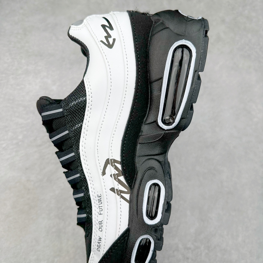 图片[7]-＃MX版 NK Air Max 95 复古减震气垫跑鞋 经典重温 DX4615-100 外单专供大厂出品 品质稳定 一百余色 终端操作 鞋款设计灵感源于人体构造 中底设计基于人体的脊柱构造 是整体设计的核心 尼龙孔眼代表了肋骨 而分层式面板和网眼象征着肌肉纤维和肉体组织 Air Max 95采用了两个独立的吹塑成型的Air-Sole单元 并首次在前掌使用可视化气垫设计 Swoosh logo夜当作一个 点符号放在了鞋子的后帮位置 20年的发展让 AIR MAX 95有了不同的故事 20年后再度面向世人的时候 焕然一新的面貌 让人有了另外一种清新脱俗的感觉 尺码：39 40 40.5 41 42 42.5 43 44 44.5 45 46 47.5 48-选品中心