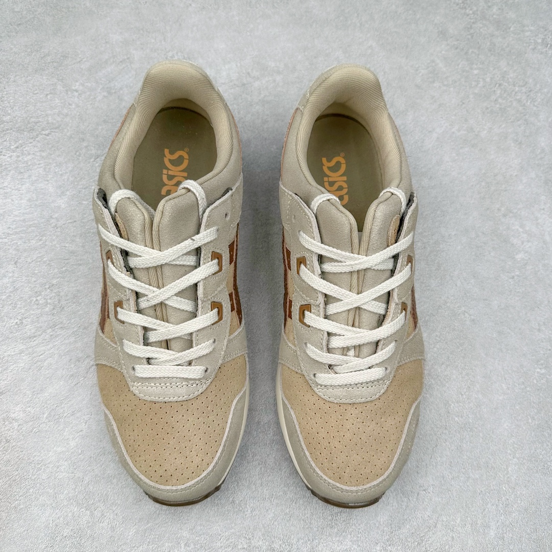 图片[2]-＃纯原福利 Asics Gel-Lyte III 亚瑟士3代系列低帮经典复古休闲运动跑步鞋 伴随着复古跑鞋的再度盛行，让不少运动品牌都将自家经典鞋款重新带回，ASICS 亚瑟士这两年受到众多球鞋爱好者追捧。近期，ASICS 亚瑟士以自己经典的 GEL-LYTE III OG 为蓝本推出了两双全新配色。第一双选择了灰色、藏蓝色和蒂芙尼蓝色拼接呈现，随之妆点一抹粉色，使整双鞋低调又不失细节。材质选择了大面积麂皮与网眼面料打造，保证了质感与透气性兼备。最后以略微泛黄的中底收尾，完善整体设计。另一双以深浅不同的卡其色打造鞋身，缀以淡紫色丰富鞋身细节，想必第一双会更加适合女生上脚。用料与上一双完全相同，提供了优秀的质感。尺码：36 37 37.5 38 39 39.5 40 40.5 41.5 42 42.5 43.5 44 45-选品中心