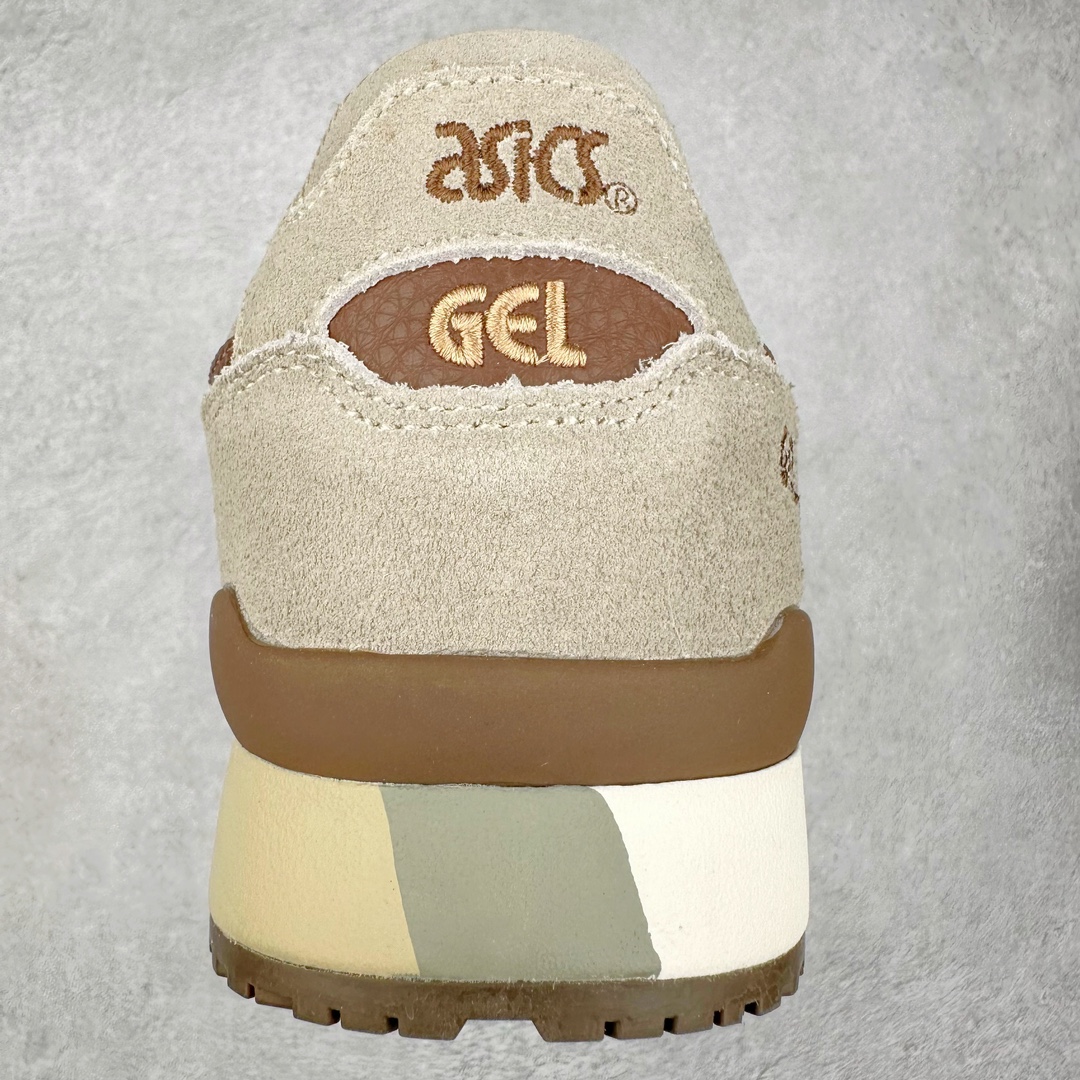 图片[8]-＃纯原福利 Asics Gel-Lyte III 亚瑟士3代系列低帮经典复古休闲运动跑步鞋 伴随着复古跑鞋的再度盛行，让不少运动品牌都将自家经典鞋款重新带回，ASICS 亚瑟士这两年受到众多球鞋爱好者追捧。近期，ASICS 亚瑟士以自己经典的 GEL-LYTE III OG 为蓝本推出了两双全新配色。第一双选择了灰色、藏蓝色和蒂芙尼蓝色拼接呈现，随之妆点一抹粉色，使整双鞋低调又不失细节。材质选择了大面积麂皮与网眼面料打造，保证了质感与透气性兼备。最后以略微泛黄的中底收尾，完善整体设计。另一双以深浅不同的卡其色打造鞋身，缀以淡紫色丰富鞋身细节，想必第一双会更加适合女生上脚。用料与上一双完全相同，提供了优秀的质感。尺码：36 37 37.5 38 39 39.5 40 40.5 41.5 42 42.5 43.5 44 45-选品中心