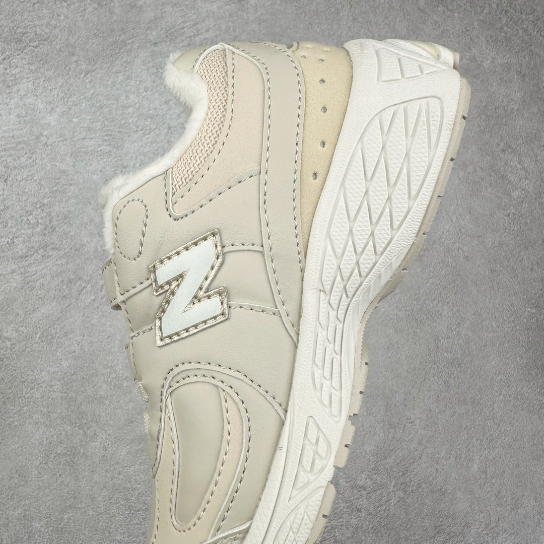 图片[7]-New Balance NB2002 童鞋系列 ▪️正确皮料质感细节完美还原 ▪️原织唛 原标 业内顶级配套 ▪️历时两个月匠心打造 独立私人底模 ▪️原厂数据开发亲子款一脚蹬 ▪️MD底软度多次调教 ▪️最大限度还原zp 透气性极佳 ▪️原材otholite鞋垫 厚度密度市场顶级水平 ▪️成人鞋的开发态度与标准 ▪️打破市面童鞋无好货的行业格局 ▪️只为呵护每一双宝宝的脚 尺码：26=155mm 27.5=161mm 28=168mm 28.5=175mm 30=181mm 31=188mm 32.5=195mm 33.5=201mm 34.5=208mm 35=215mm （手工测量误差±1mm）-选品中心