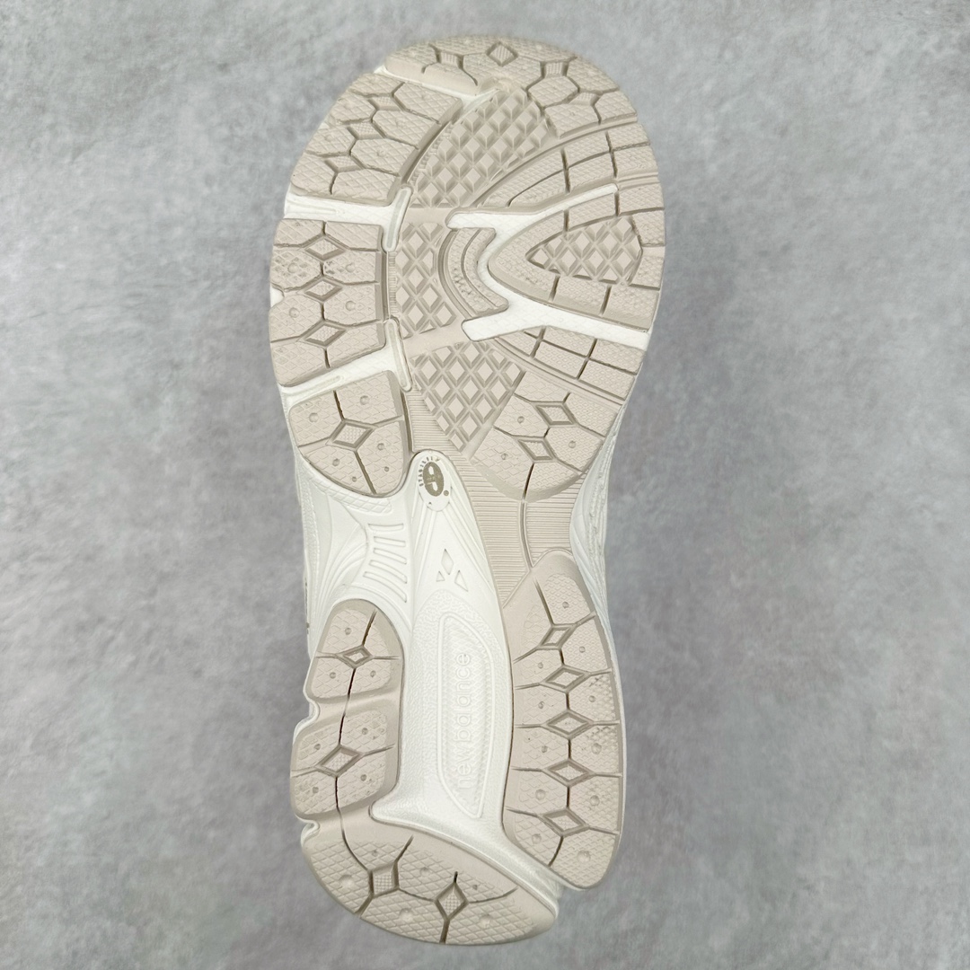 图片[9]-New Balance NB2002 童鞋系列 ▪️正确皮料质感细节完美还原 ▪️原织唛 原标 业内顶级配套 ▪️历时两个月匠心打造 独立私人底模 ▪️原厂数据开发亲子款一脚蹬 ▪️MD底软度多次调教 ▪️最大限度还原zp 透气性极佳 ▪️原材otholite鞋垫 厚度密度市场顶级水平 ▪️成人鞋的开发态度与标准 ▪️打破市面童鞋无好货的行业格局 ▪️只为呵护每一双宝宝的脚 尺码：26=155mm 27.5=161mm 28=168mm 28.5=175mm 30=181mm 31=188mm 32.5=195mm 33.5=201mm 34.5=208mm 35=215mm （手工测量误差±1mm）-选品中心