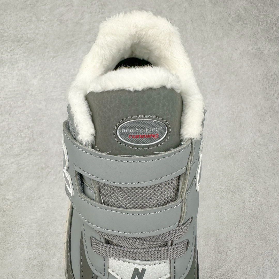 图片[5]-New Balance NB2002 童鞋系列 ▪️正确皮料质感细节完美还原 ▪️原织唛 原标 业内顶级配套 ▪️历时两个月匠心打造 独立私人底模 ▪️原厂数据开发亲子款一脚蹬 ▪️MD底软度多次调教 ▪️最大限度还原zp 透气性极佳 ▪️原材otholite鞋垫 厚度密度市场顶级水平 ▪️成人鞋的开发态度与标准 ▪️打破市面童鞋无好货的行业格局 ▪️只为呵护每一双宝宝的脚 尺码：26=155mm 27.5=161mm 28=168mm 28.5=175mm 30=181mm 31=188mm 32.5=195mm 33.5=201mm 34.5=208mm 35=215mm （手工测量误差±1mm）-选品中心