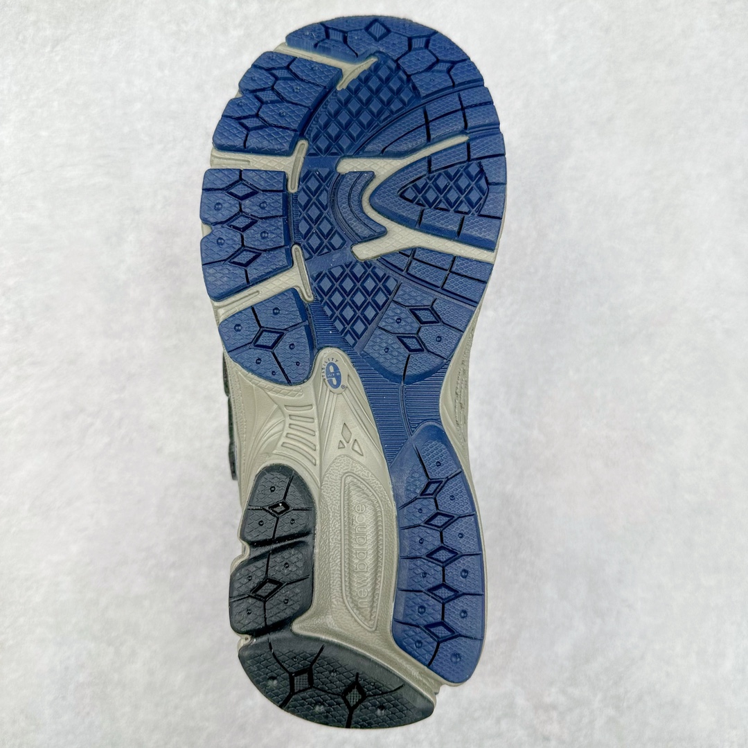 图片[9]-New Balance NB2002 童鞋系列 ▪️正确皮料质感细节完美还原 ▪️原织唛 原标 业内顶级配套 ▪️历时两个月匠心打造 独立私人底模 ▪️原厂数据开发亲子款一脚蹬 ▪️MD底软度多次调教 ▪️最大限度还原zp 透气性极佳 ▪️原材otholite鞋垫 厚度密度市场顶级水平 ▪️成人鞋的开发态度与标准 ▪️打破市面童鞋无好货的行业格局 ▪️只为呵护每一双宝宝的脚 尺码：26=155mm 27.5=161mm 28=168mm 28.5=175mm 30=181mm 31=188mm 32.5=195mm 33.5=201mm 34.5=208mm 35=215mm （手工测量误差±1mm）-选品中心