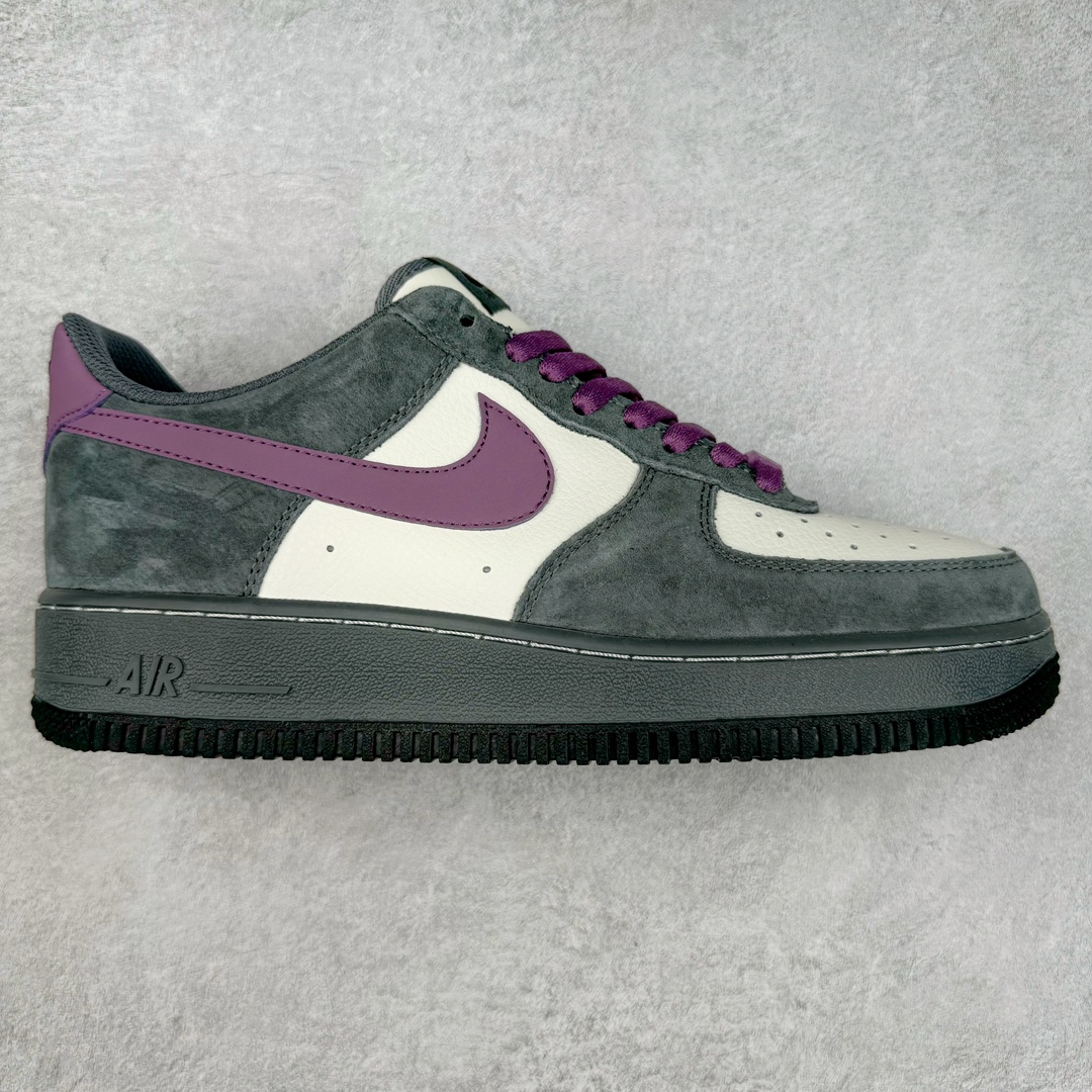 NK Air Force 1´07 Low 空军一号低帮百搭休闲运动板鞋 ZH0316-042 柔软、弹性十足的缓震性能和出色的中底设计 横跨复古与现代的外型结合 造就出风靡全球 三十多年的Force 1 直到今天还深受青睐 尺码:36 36.5 37.5 38 38.5 39 40 40.5 41 42 42.5 43 44 44.5 45-选品中心