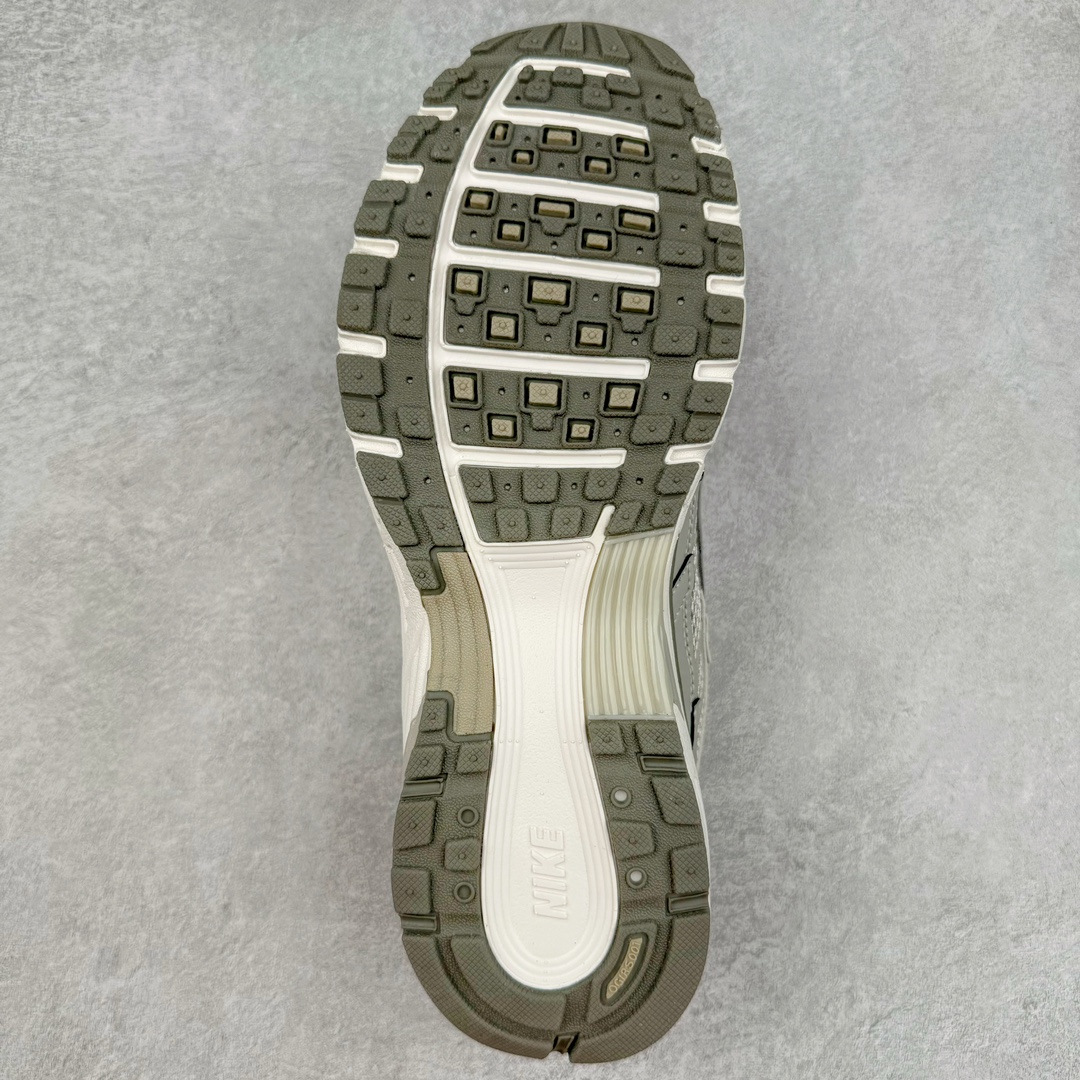 图片[9]-＃A1 NK P-6000 系列低帮复古老爹风休闲运动舒适慢跑鞋 FN6837-012 购入原鞋原装纸板楦头开发 独家私模四层组合大底 市场唯一正确版本 良心定价 新配色陆续出货 进口三文治网面 融合 Pegasus 过往运动鞋设计 助力 21 世纪早期跑步运动跃升时尚新高度 采用透气网眼布、运动风格线条和耐穿覆面 兼具吸睛外观和舒适感受 中底泡绵以田径赛道为灵感 打造厚实设计 缔造出众缓震性能 尺码：36 36.5 37.5 38 38.5 39 40 40.5 41 42 42.5 43 44 44.5 45 46-选品中心