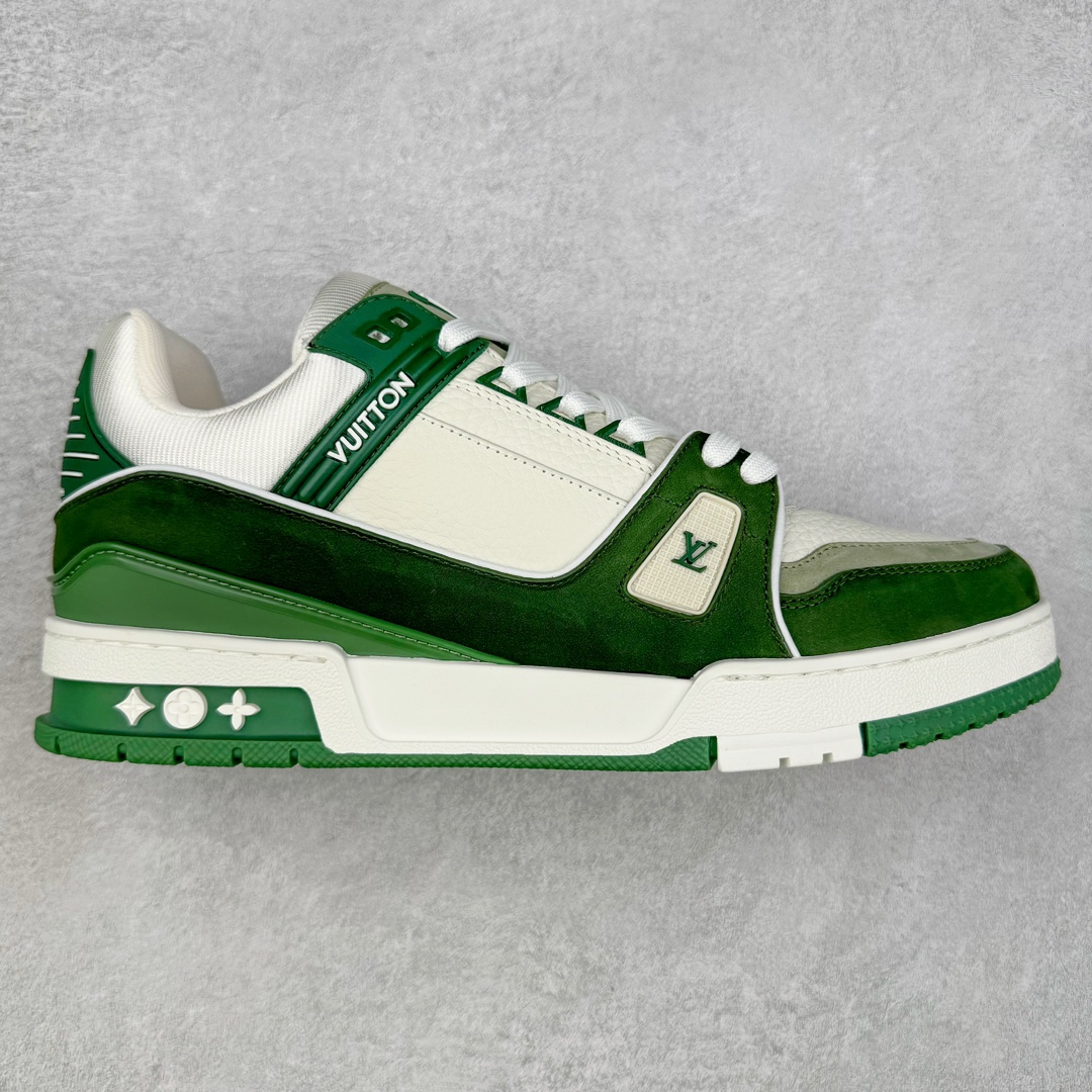 图片[5]-＃FS顶级特价 Louis Vuitton Trainer lv时装走秀运动鞋 实力大厂出品 平台专供 成熟的做工稳定的品控 完美鞋型超高的清洁度 零毛边线头瑕疵 全套原楦原纸版原鞋开模 全网最具灵魂的版型 正确原装黄色鞋盒 正确中底印花 鞋面印花3D高频深度立体 全鞋电脑针车 紧密相连 针距密度一致 环保乳胶注塑鞋垫 厚度脚感还原原版 皮面裁剪部位 统一油边封口工艺 原装橡胶大底含胶量大底组合零偏差 专柜全套包装 防尘袋 说明书 质保卡 男女鞋 尺码：35 36 37 38 39 40 41 42 43 44 45-选品中心