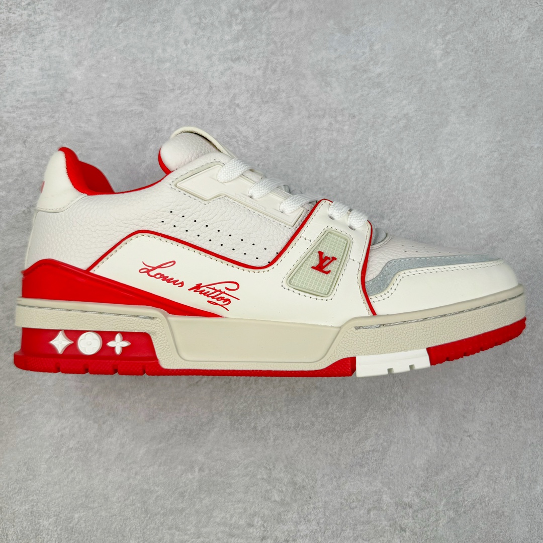 图片[9]-＃FS顶级特价 Louis Vuitton Trainer lv时装走秀运动鞋 实力大厂出品 平台专供 成熟的做工稳定的品控 完美鞋型超高的清洁度 零毛边线头瑕疵 全套原楦原纸版原鞋开模 全网最具灵魂的版型 正确原装黄色鞋盒 正确中底印花 鞋面印花3D高频深度立体 全鞋电脑针车 紧密相连 针距密度一致 环保乳胶注塑鞋垫 厚度脚感还原原版 皮面裁剪部位 统一油边封口工艺 原装橡胶大底含胶量大底组合零偏差 专柜全套包装 防尘袋 说明书 质保卡 男女鞋 尺码：35 36 37 38 39 40 41 42 43 44 45-选品中心