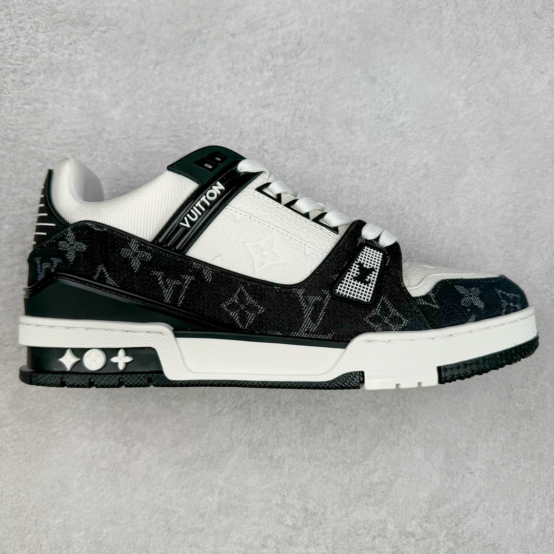 图片[4]-＃FS顶级特价 Louis Vuitton Trainer lv时装走秀运动鞋 实力大厂出品 平台专供 成熟的做工稳定的品控 完美鞋型超高的清洁度 零毛边线头瑕疵 全套原楦原纸版原鞋开模 全网最具灵魂的版型 正确原装黄色鞋盒 正确中底印花 鞋面印花3D高频深度立体 全鞋电脑针车 紧密相连 针距密度一致 环保乳胶注塑鞋垫 厚度脚感还原原版 皮面裁剪部位 统一油边封口工艺 原装橡胶大底含胶量大底组合零偏差 专柜全套包装 防尘袋 说明书 质保卡 男女鞋 尺码：35 36 37 38 39 40 41 42 43 44 45-选品中心