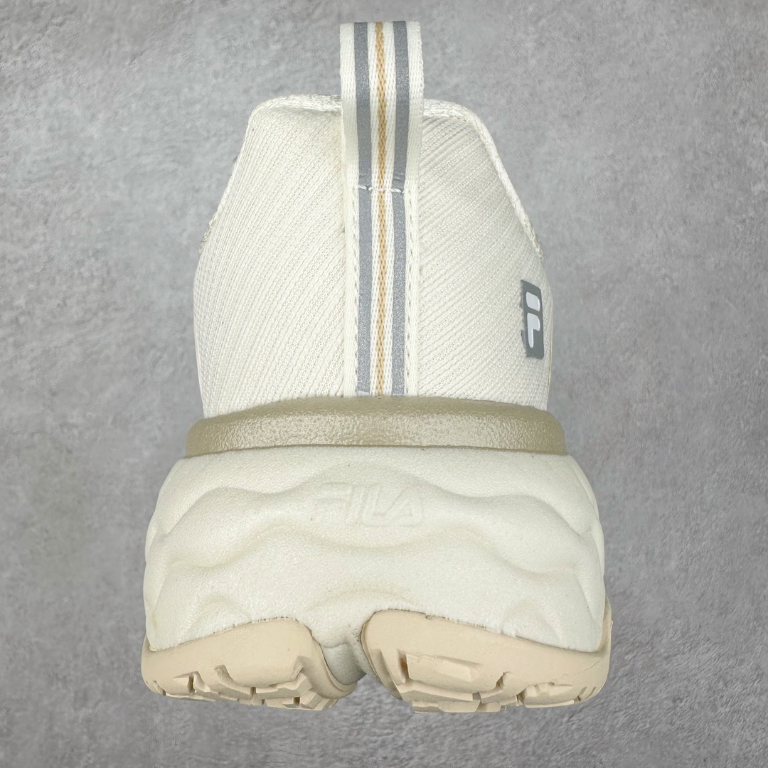 图片[8]-FILA Athletics 斐乐时尚舒适网布织物防滑耐磨 低帮训练跑步鞋 FUSION 系列传承了 FILA 的百年基因，融入年轻运动及潮流文化，成为引领变革、创新突破的一代。以“1+N” 的跨界合作模式重现经典的同时创造经典。带来最出其不意的跨界合作惊喜。同时，FILAFUSION把FILA 的 DNA 融入到定制体验里，你可以随心制造厲于你的产品。FILA FUSION 的鞋家族涵盖了老爹鞋、跑步鞋、网球鞋、季节款。风格复古新潮，满足了时尚人士出行及各类运动的搭配需求，成为当下年轻人筷拥的鞋类品牌之一。FILA FUSION 走进年轻人的世界，通过年轻人运动，街舞，滑板，篮球，展现 FILA FUSION 的潮流态度和年轻文化。FILA FUSION 认为末来属于引领变革、创新突破的年轻一代，让我们一起构成 FILA 未来的蓝图吧！尺码：35.5 36 36.5 37.5 38 38.5 39 40 40.5 41 42 42.5 43 44 44.5 45 45.5-选品中心