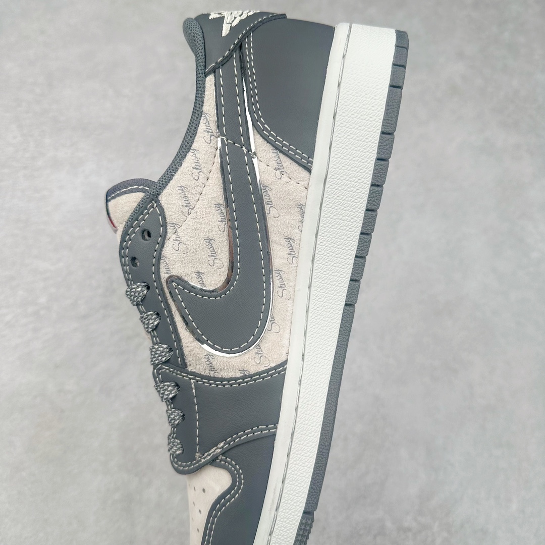 图片[7]-TS x Air Jordan AJ1 Low 倒钩低帮联名定制配色 XZ3398-003 原厂内置气垫魔块 A模大底 头层小牛皮 鞋舌AJ原厂专用牛津布+AJ专用反口珍珠布+原厂无杂质高弹内里海棉+特殊封边弹力鞋带 尺码：36 36.5 37.5 38 38.5 39 40 40.5 41 42 42.5 43 44 44.5 45 46 47.5-选品中心