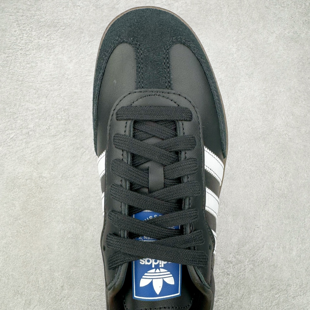 图片[4]-＃CS纯原 AD Original Samba OG 复古经典轻便板鞋 黑白 B75807 原装头层牛皮加持 正确烫金高频细节 原装纳米超迁皮料 独家私模橡胶大底 原盒原配 正确黑色中底布 过宽过胶 这款桑巴鞋展示了高质量的工艺 带有装饰的超锁缝制和无缝的手感 柔软、柔软的皮革造型和标志性的3条纹完成了精致的外观 正规合身鞋带 鞋面上有绒面鞋垫 橡胶鞋底 享受正畸套筒软感 自50年代首次亮相以来就一直在赢得粉丝的青睐 尺码：36 36.5 37.5 38 38.5 39 40 40.5 41 42 42.5 43 44 44.5 45-选品中心