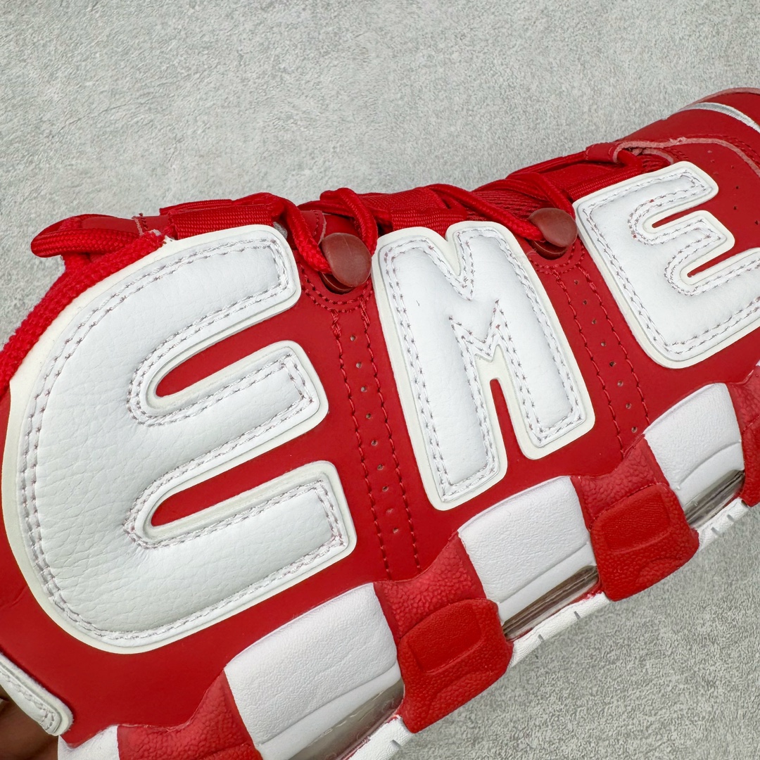 图片[19]-Supreme x NK Air More Uptempo 联名款皮蓬大Air复古文化篮球鞋 920092-600 NK更给予了 Supreme 最大的设计自由度 它看起来就像是在Air More Uptempo 进行了改造 将元年鞋面出现的两侧的大“AIR”字样改成了反光 SUPREME 字样去呈现 同时搭配以白色Swoosh和 Air-Sole气垫大底 让整双鞋一跃成为更切合到 Supreme 街头造型 尺码：36 36.5 37.5 38 38.5 39 40 40.5 41 42 42.5 43 44 44.5 45 46-选品中心