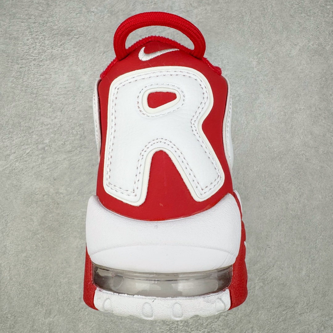 图片[8]-Supreme x NK Air More Uptempo 联名款皮蓬大Air复古文化篮球鞋 920092-600 NK更给予了 Supreme 最大的设计自由度 它看起来就像是在Air More Uptempo 进行了改造 将元年鞋面出现的两侧的大“AIR”字样改成了反光 SUPREME 字样去呈现 同时搭配以白色Swoosh和 Air-Sole气垫大底 让整双鞋一跃成为更切合到 Supreme 街头造型 尺码：36 36.5 37.5 38 38.5 39 40 40.5 41 42 42.5 43 44 44.5 45 46-选品中心
