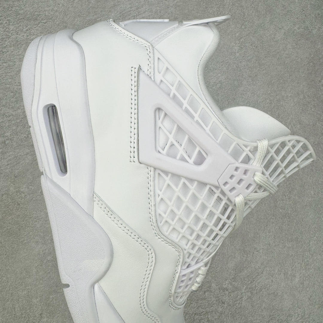 图片[6]-Air Jordan AJ4 NET FN7251-107 采用全新的全白色皮革为基底，重塑经典鞋型的轮廓。值得注意的是，在鞋舌周围融入延展网状设计，这一创新细节不仅是对 Air Jordan 系列经典元素的致敬，更通过 “ 网 ” 这一独特元素，为传统设计注入了现代感。鞋底采用坚韧耐用的橡胶材质，保证了穿着的稳定性与耐磨性。鞋跟内置缓冲空气装置，为穿着者带来更加舒适与稳定的支撑体验。而金属金色飞人吊牌，为整双鞋增添了奢华与高贵的质感。尺码：36 36.5 37.5 38 38.5 39 40 40.5 41 42 42.5 43 44 44.5 45 46 47.5-选品中心