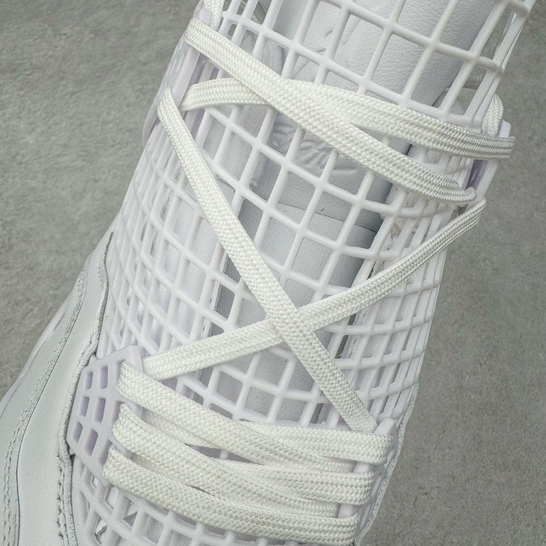 图片[10]-Air Jordan AJ4 NET FN7251-107 采用全新的全白色皮革为基底，重塑经典鞋型的轮廓。值得注意的是，在鞋舌周围融入延展网状设计，这一创新细节不仅是对 Air Jordan 系列经典元素的致敬，更通过 “ 网 ” 这一独特元素，为传统设计注入了现代感。鞋底采用坚韧耐用的橡胶材质，保证了穿着的稳定性与耐磨性。鞋跟内置缓冲空气装置，为穿着者带来更加舒适与稳定的支撑体验。而金属金色飞人吊牌，为整双鞋增添了奢华与高贵的质感。尺码：36 36.5 37.5 38 38.5 39 40 40.5 41 42 42.5 43 44 44.5 45 46 47.5-选品中心